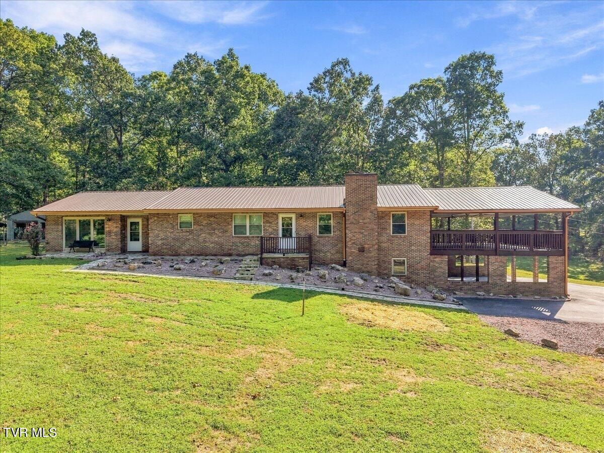 10950 Baileyton Road — photo