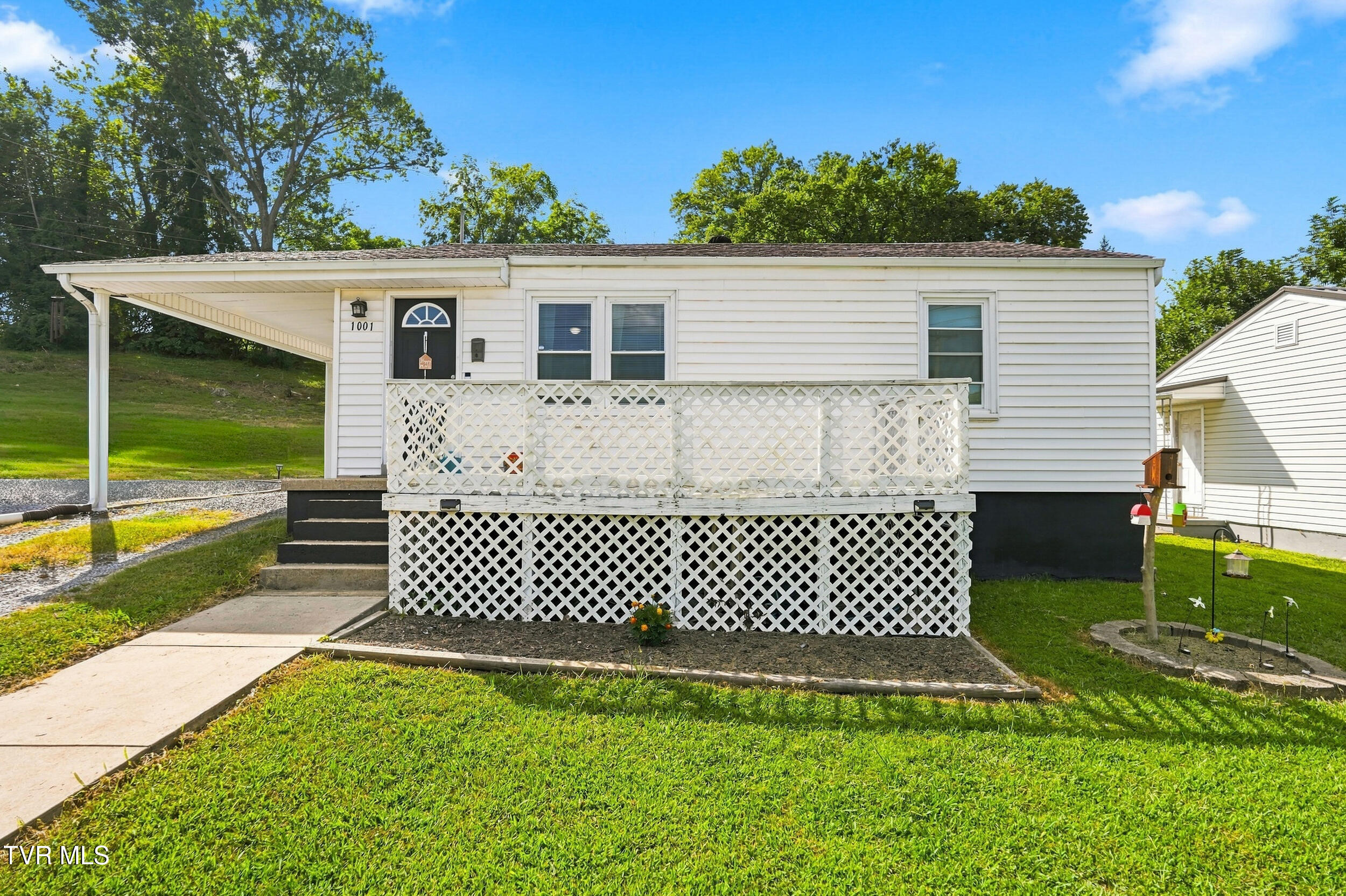 1001 Gibson Mill Road — photo