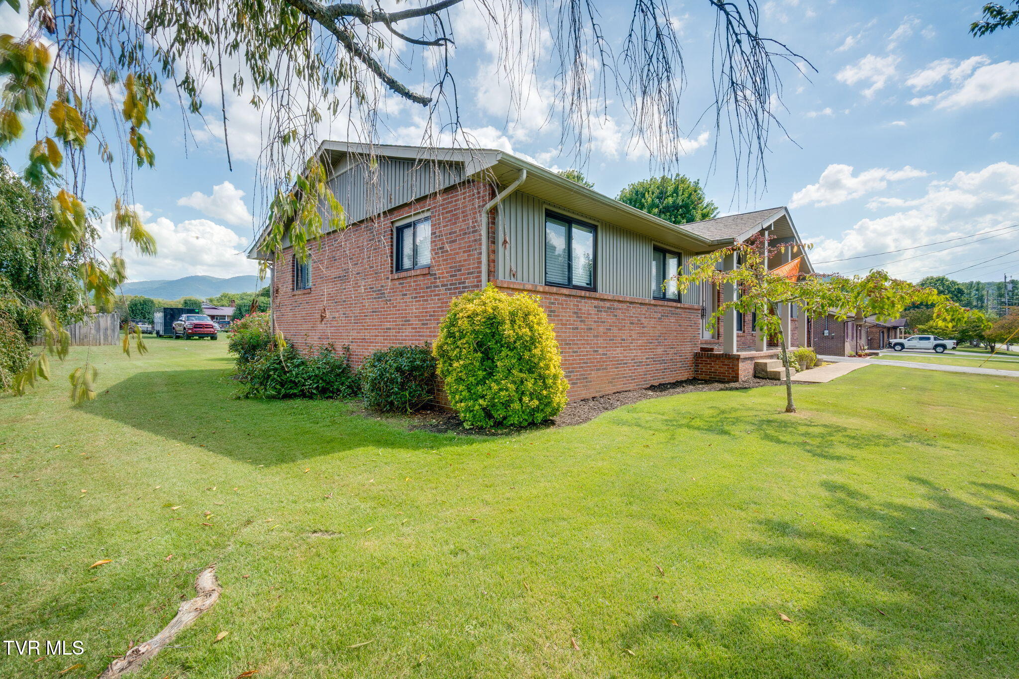 103 Mesa Drive, Erwin, TN 37650 — photo 2