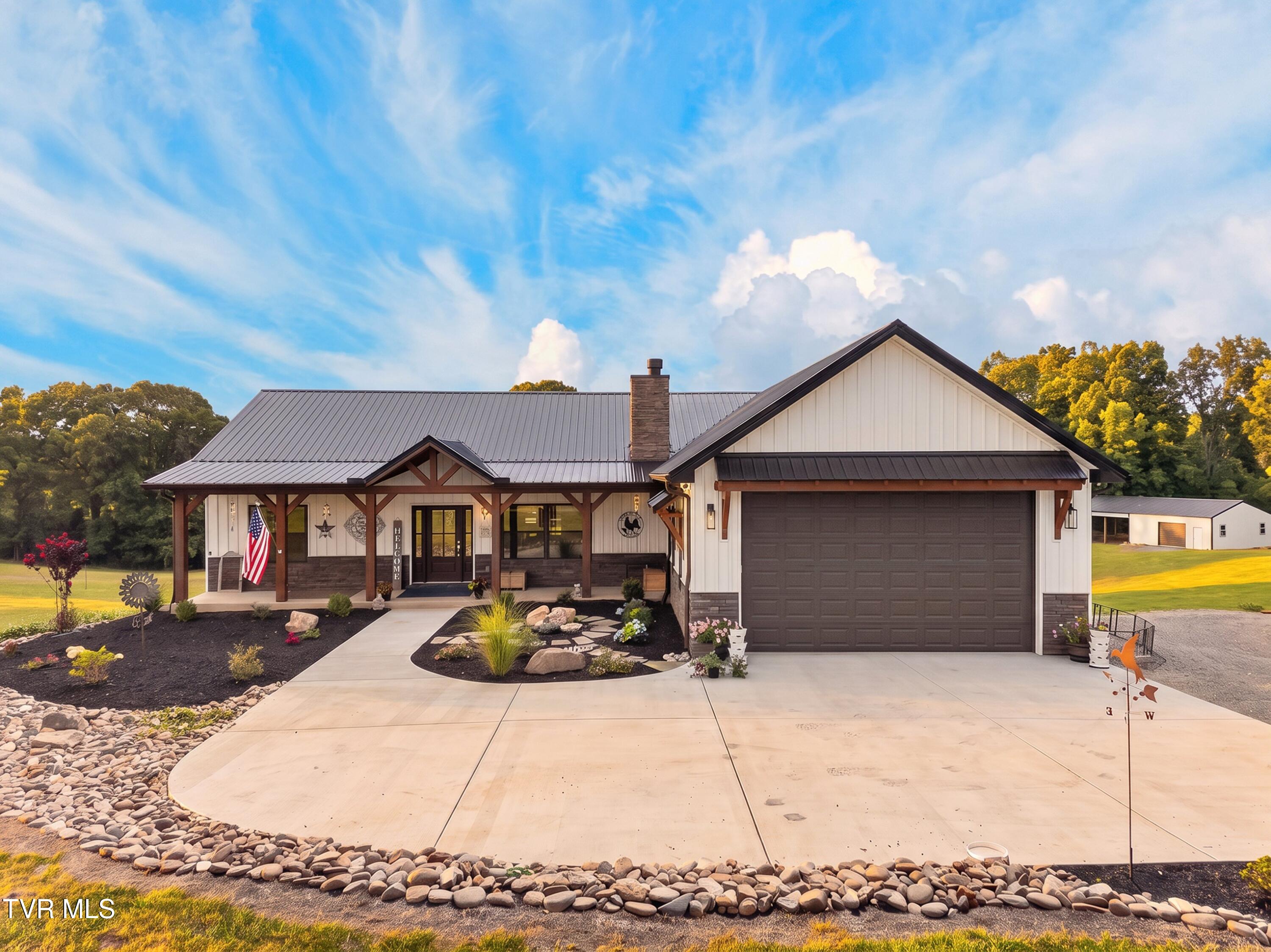 3830 Copper Ridge Road — photo