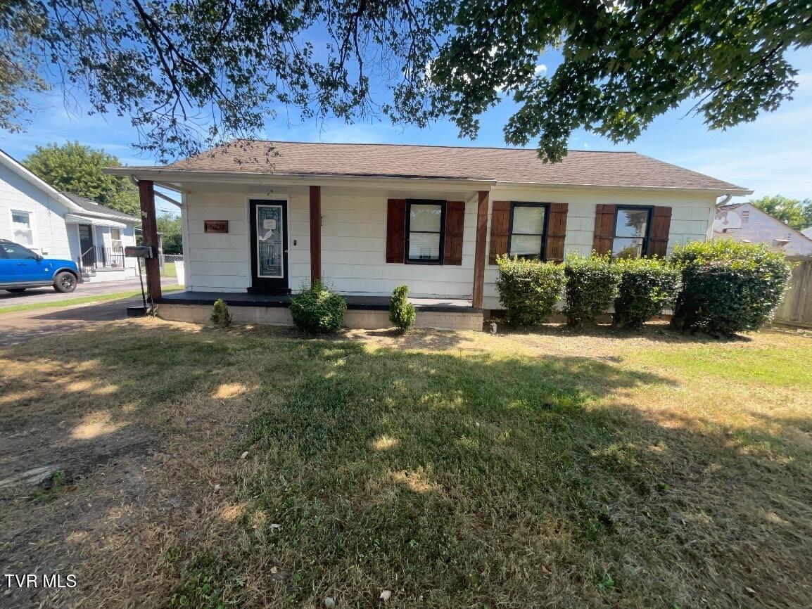 1620 Hermitage Drive — photo