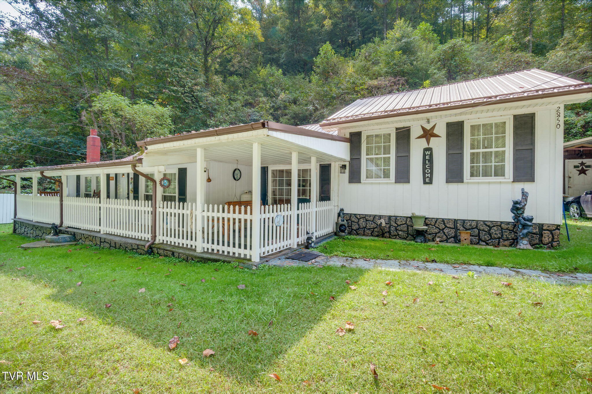 2850 Ely Pucketts Creek Road — photo