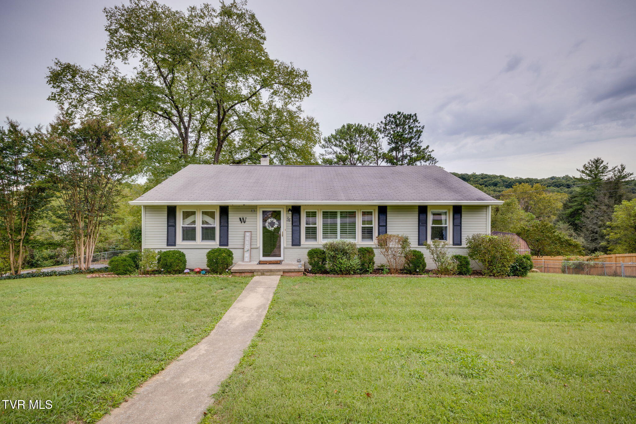 34 Crown Circle — photo