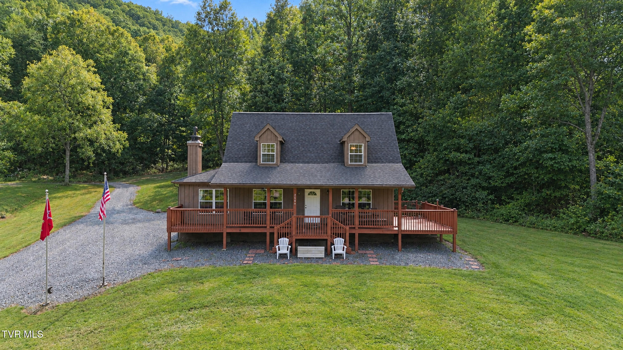 2608 Beech Creek Road — photo