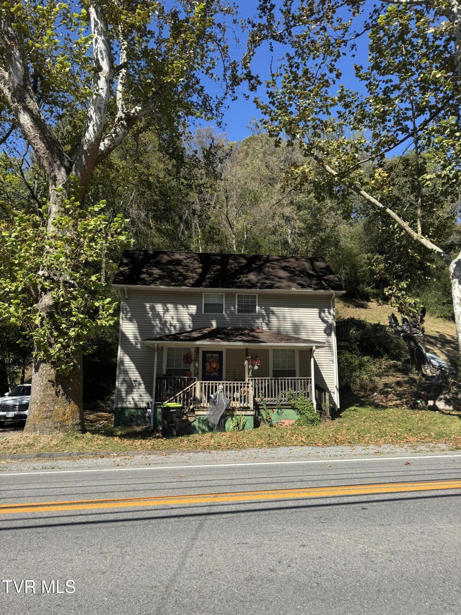 603 East Main Street — photo