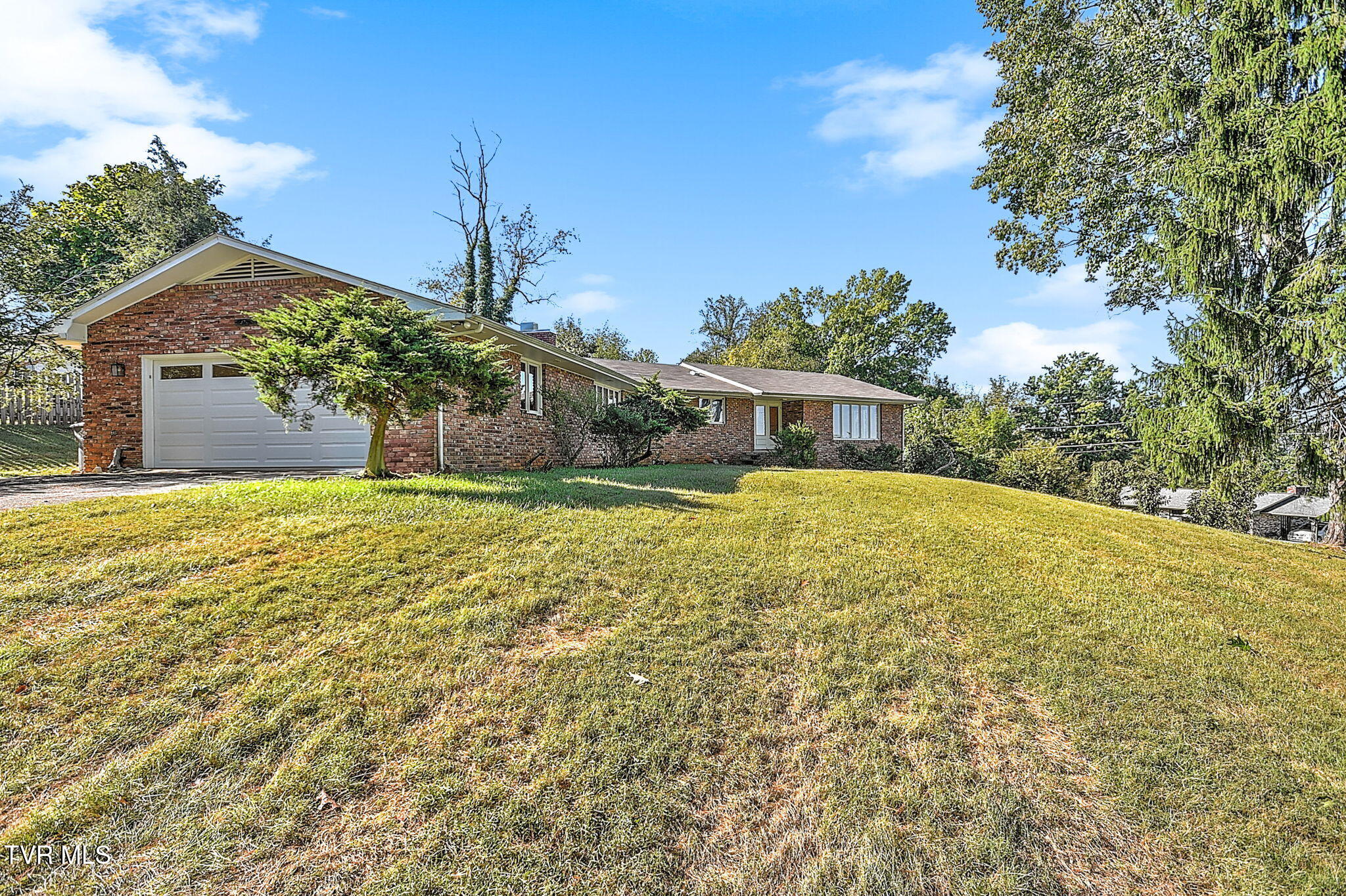 3701 Skyland Drive — photo