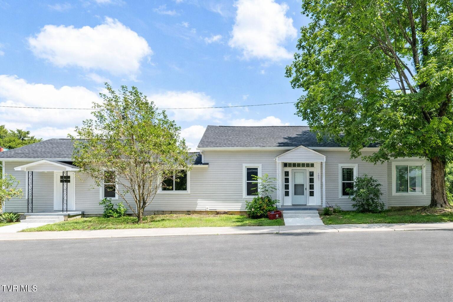 1007 Spring Street — photo