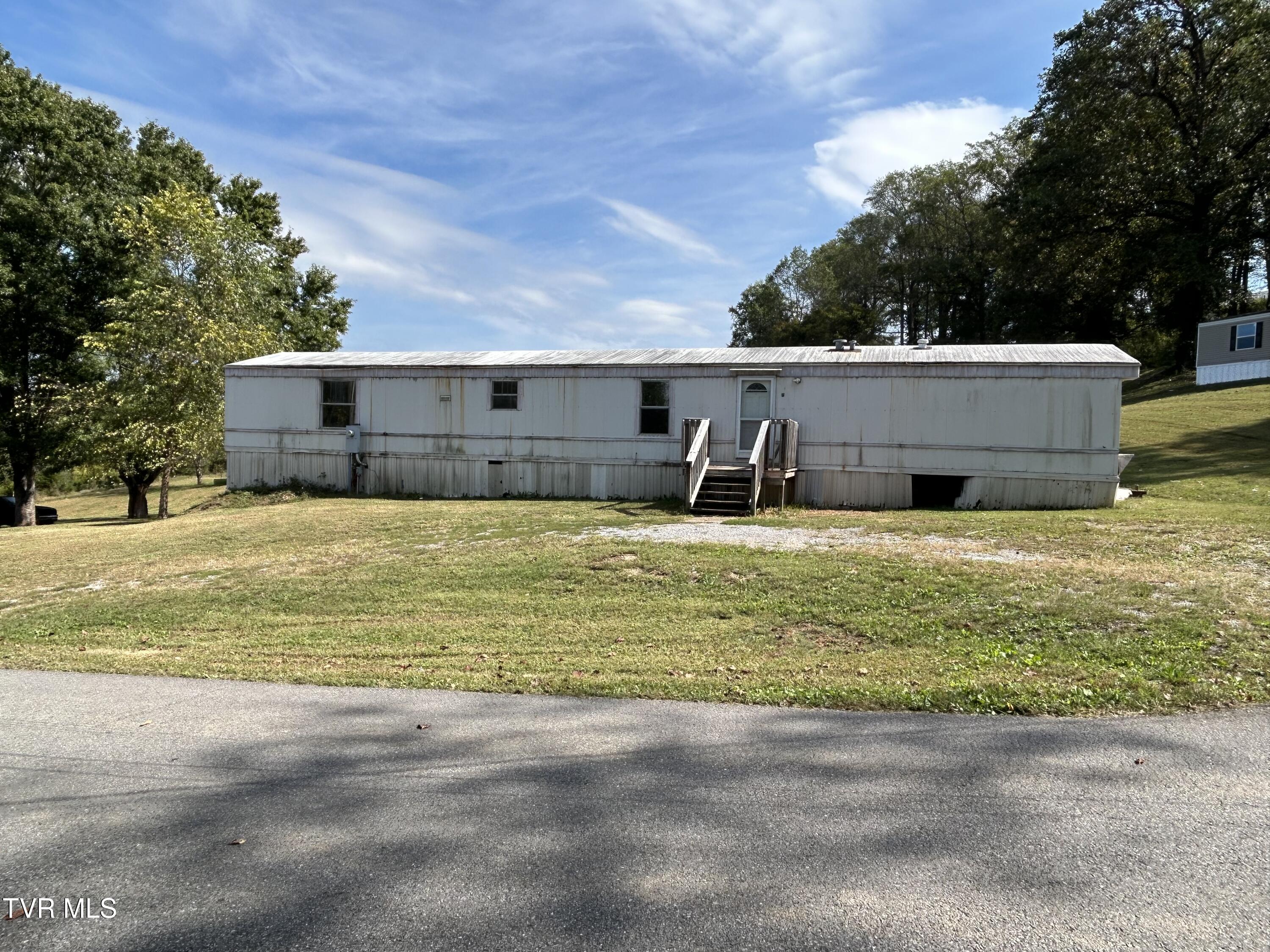 71 Whispering Road — photo