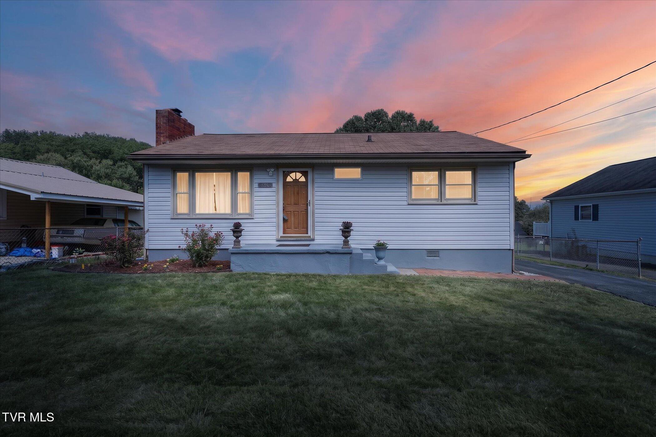 906 Mcarthur Street — photo