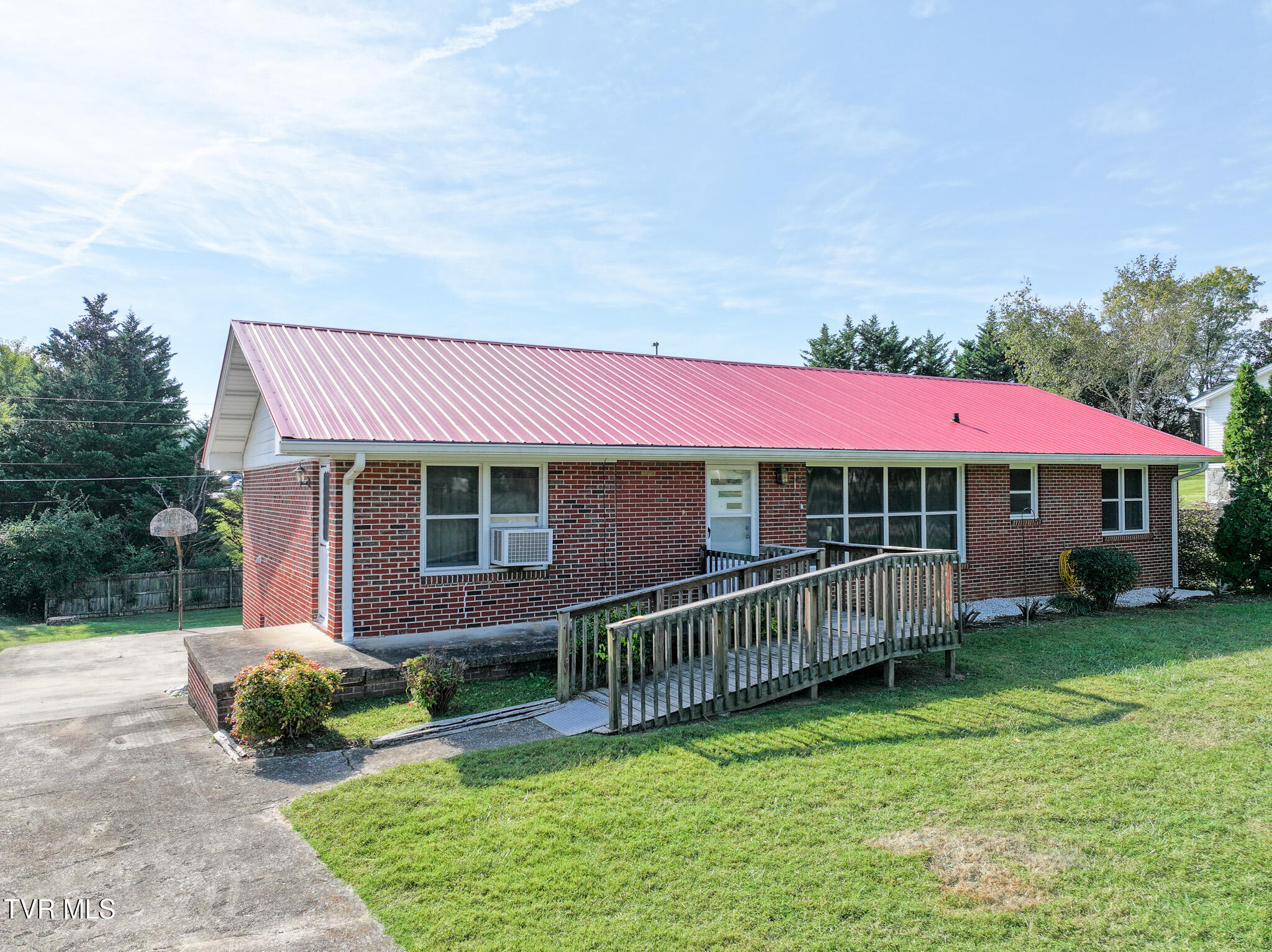 109 Idletime Drive — photo