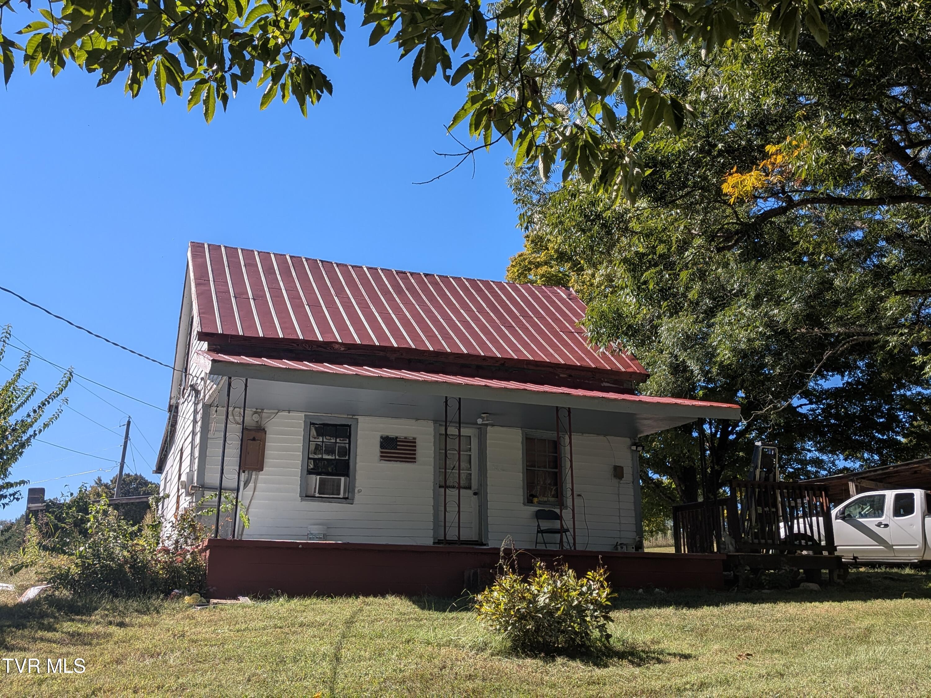 580 Cartwheel Road — photo