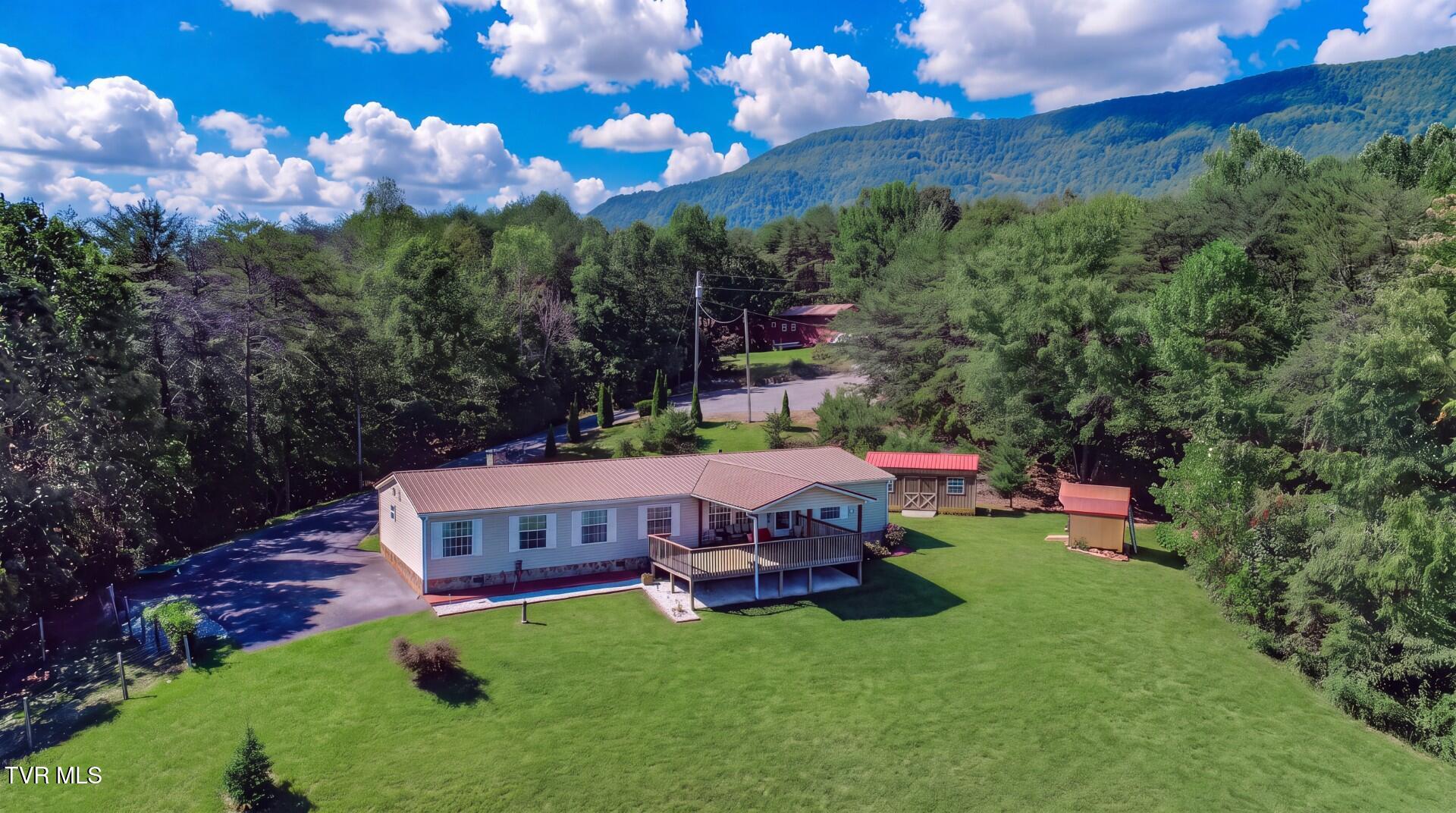 522 Under The Sun Road — photo