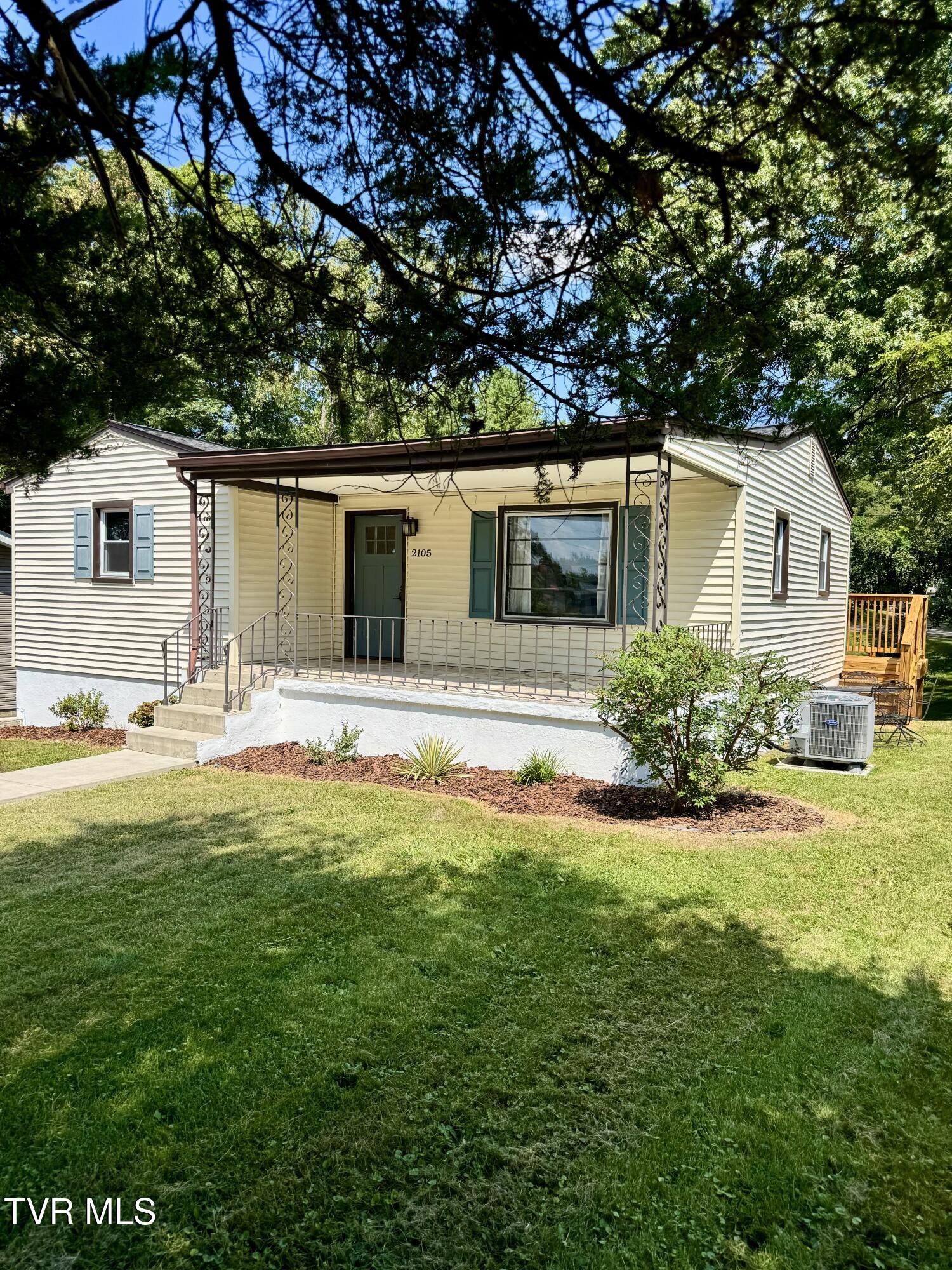 2105 Westfield Street — photo