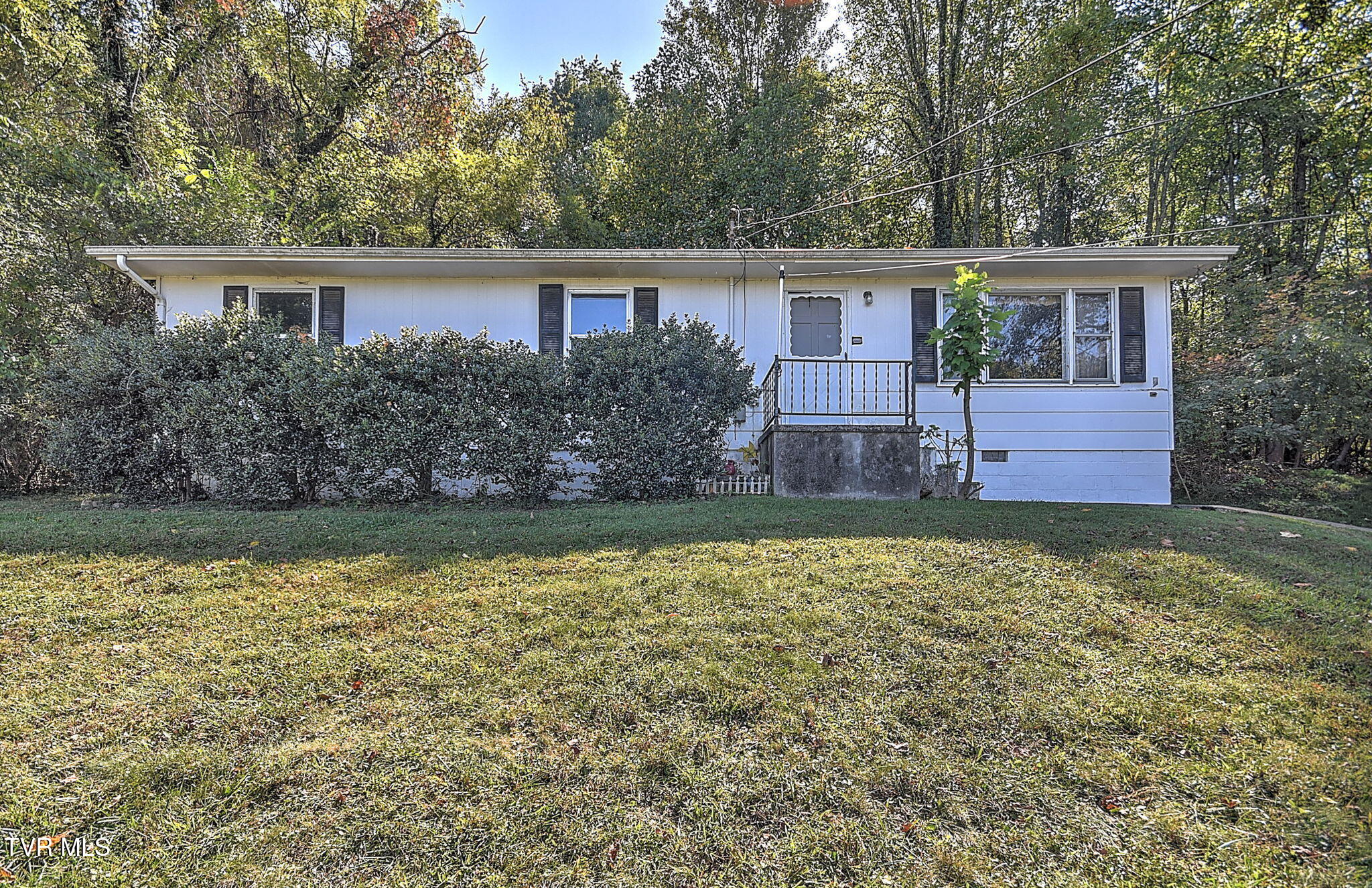 5907 Chestnut Ridge Road — photo