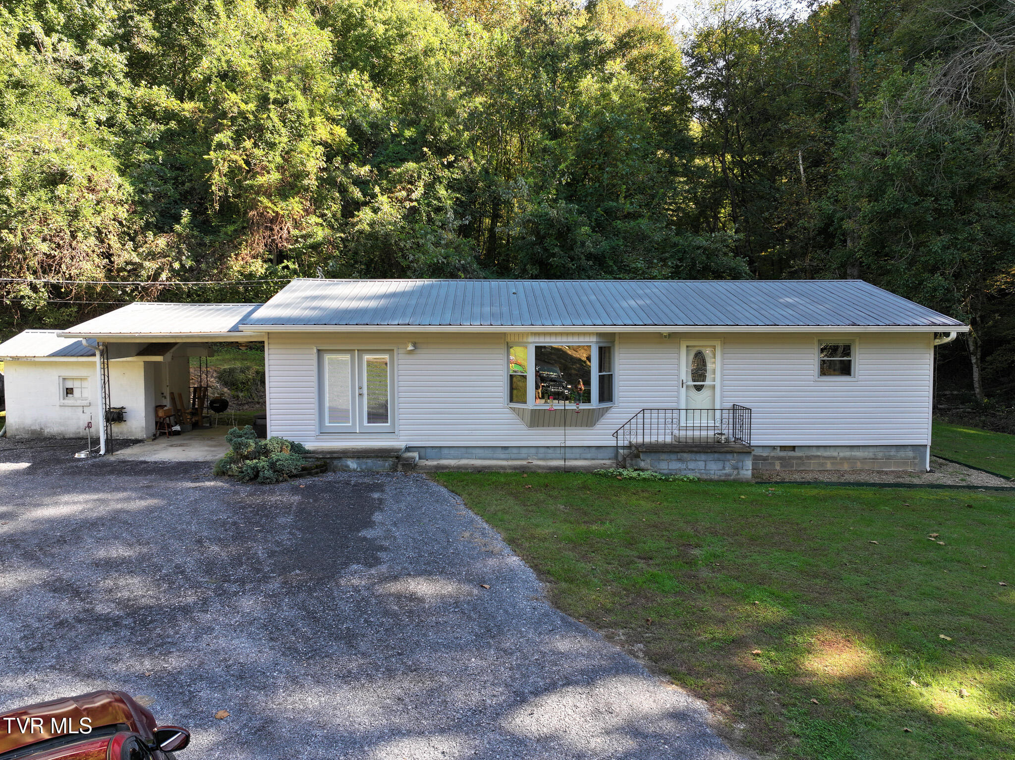 940 Bewleys Chapel Road — photo