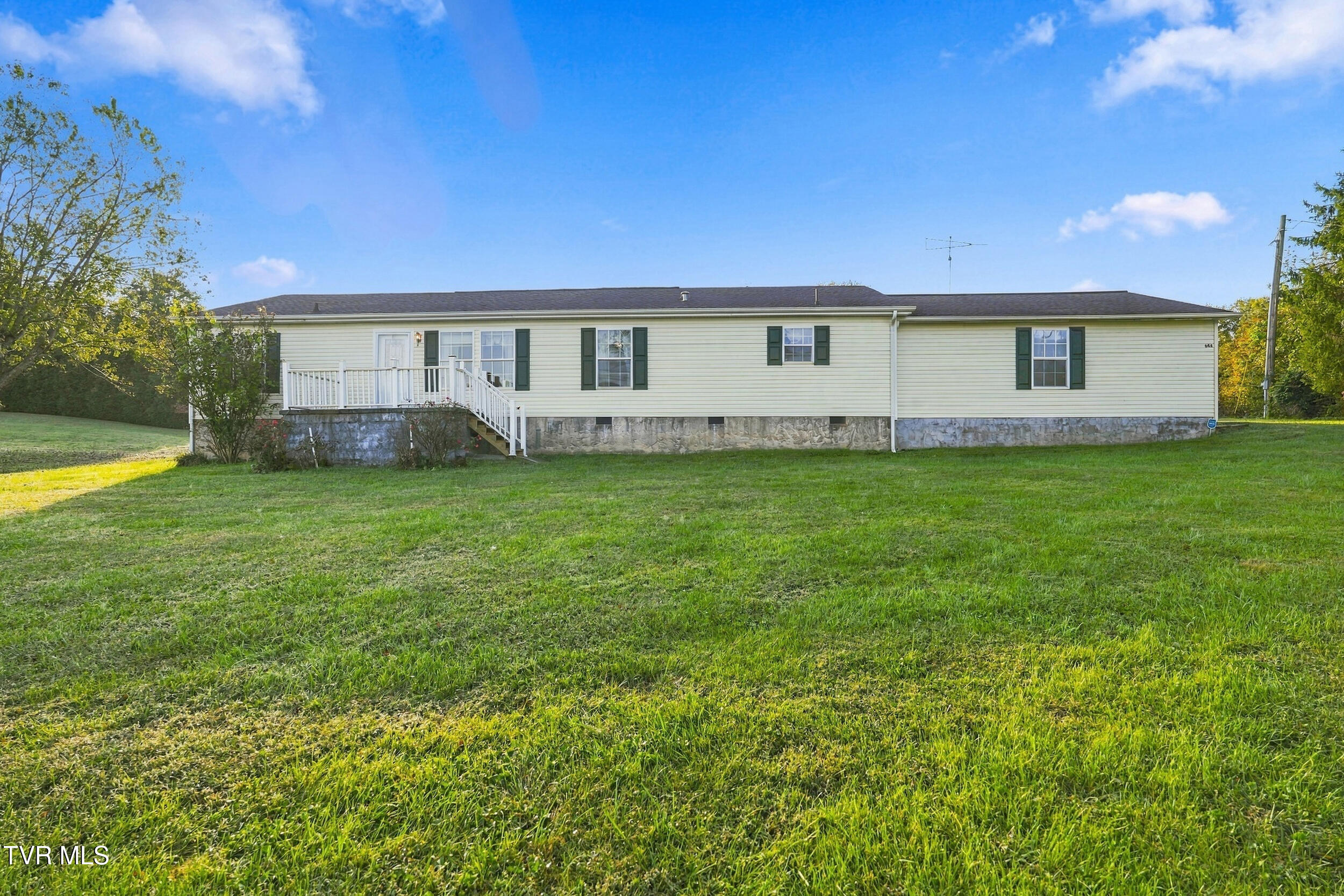 644 Caney Creek Road — photo