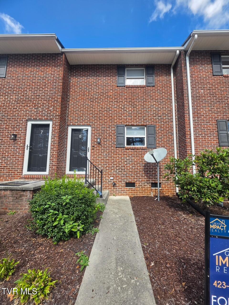 201 Ron Royce Drive Unit 7 — photo