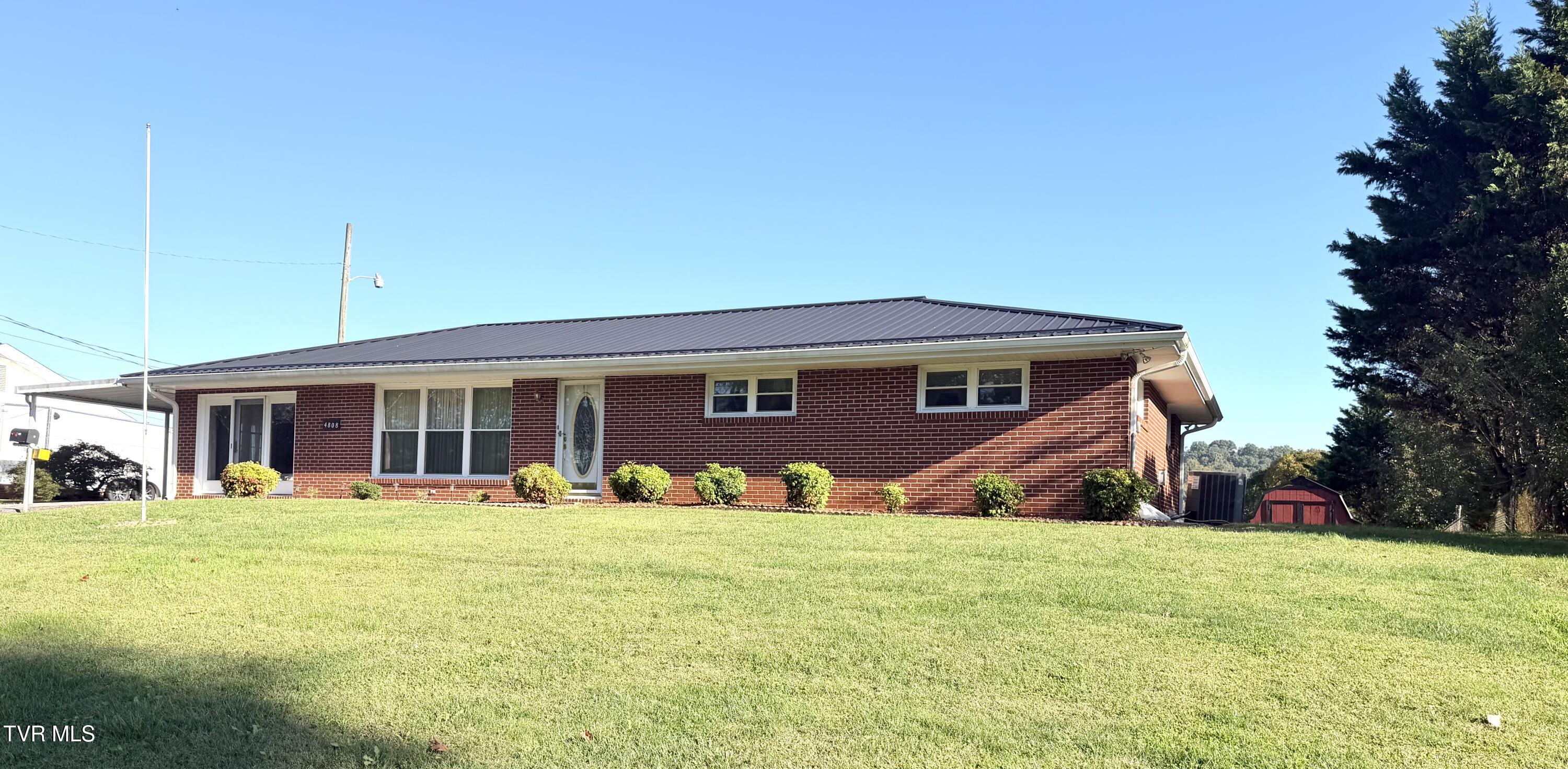 4808 Carters Valley Road — photo