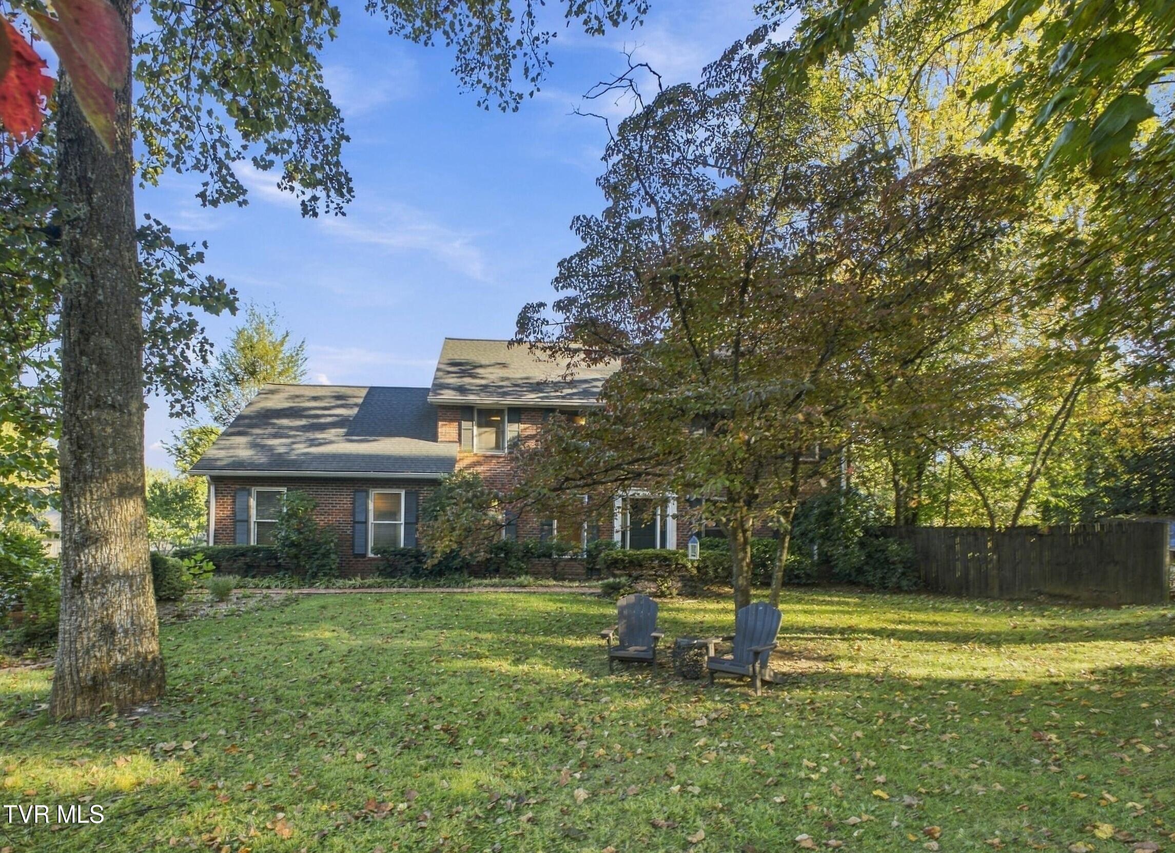 3400 Sugartree Court — photo