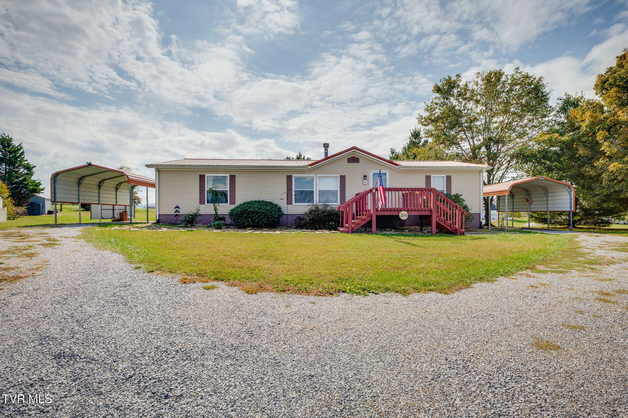 250 Douglas Chapel Road — photo