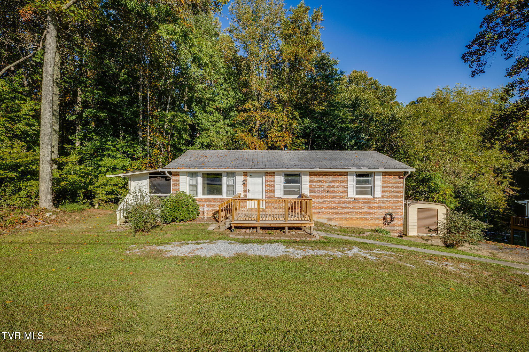 601 Ridge Drive — photo