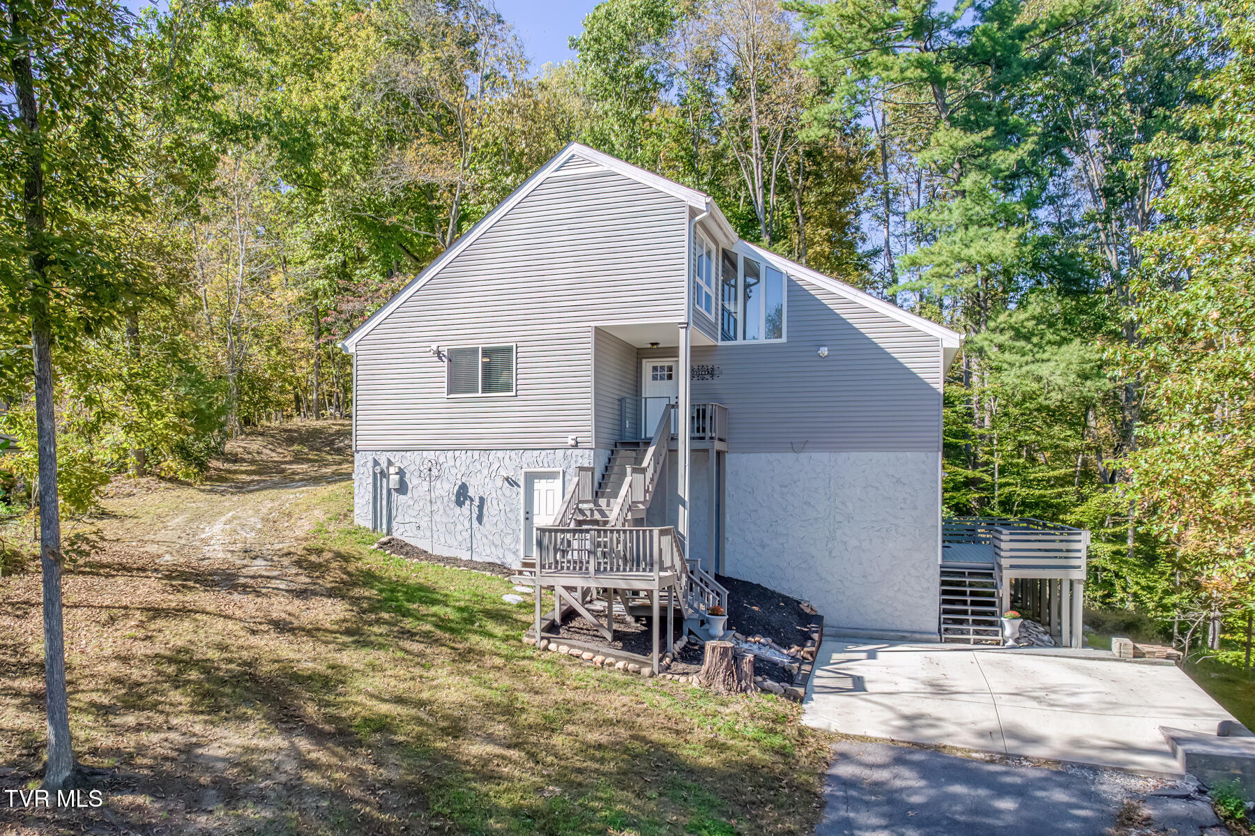 5 Brentwood Circle — photo