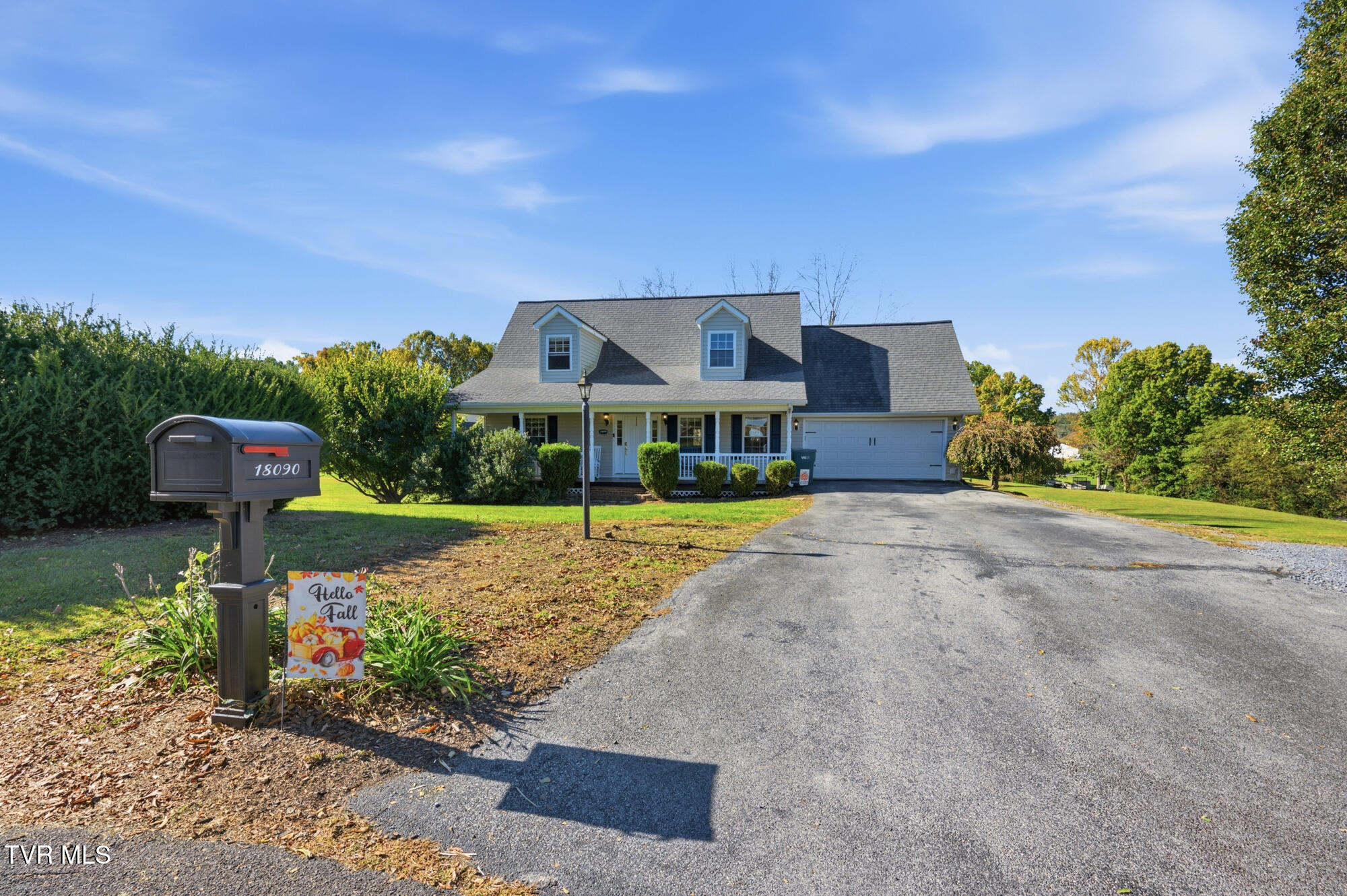 18090 Brekenridge Court — photo