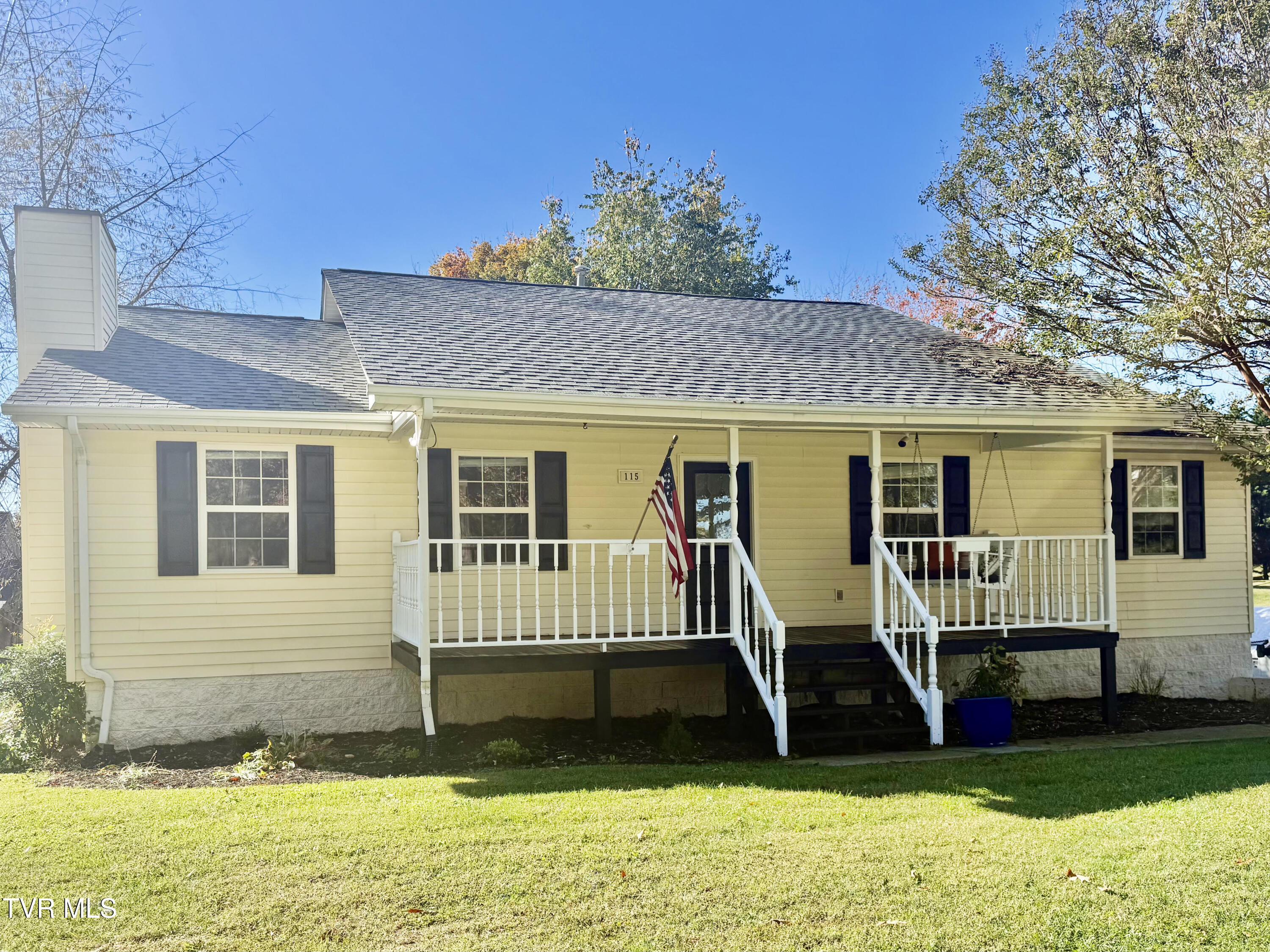 115 Hawk Lane — photo