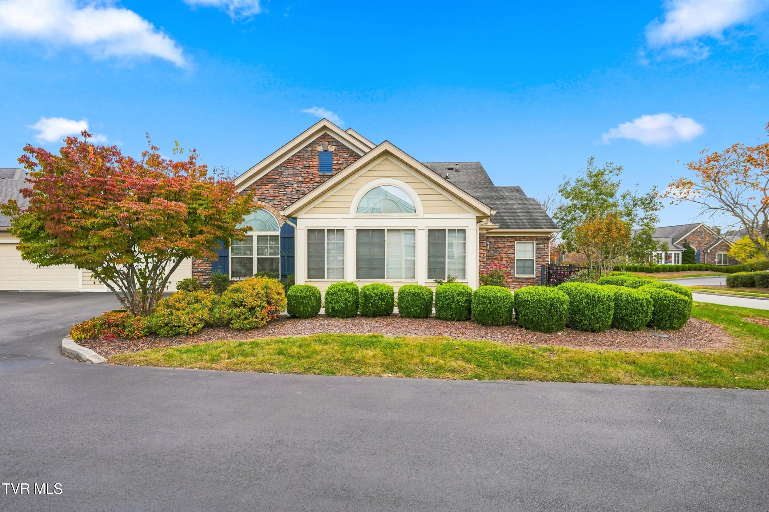 1684 Hatterdale Farm Road Unit 1684 — photo