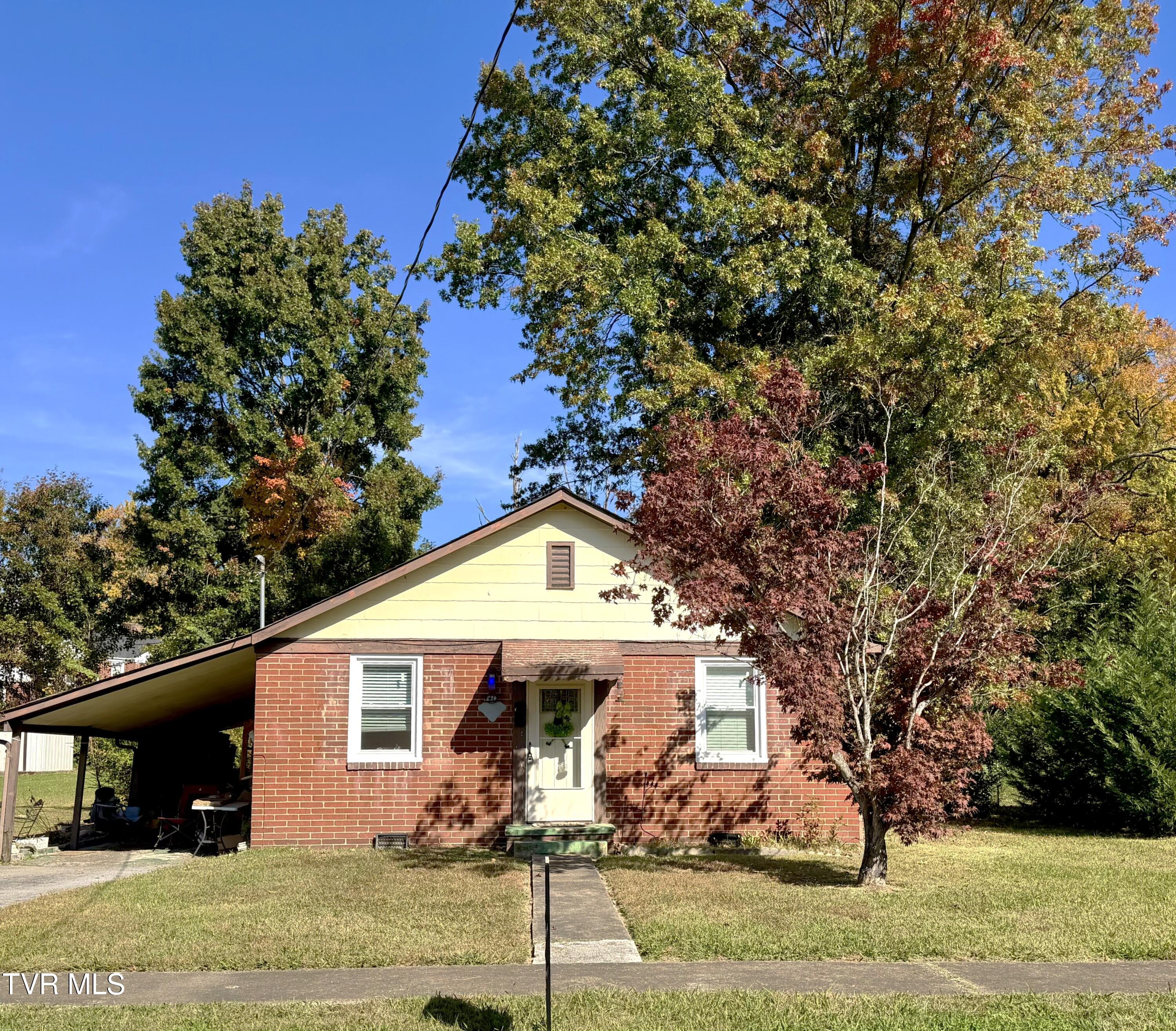 1412 Garden Drive — photo
