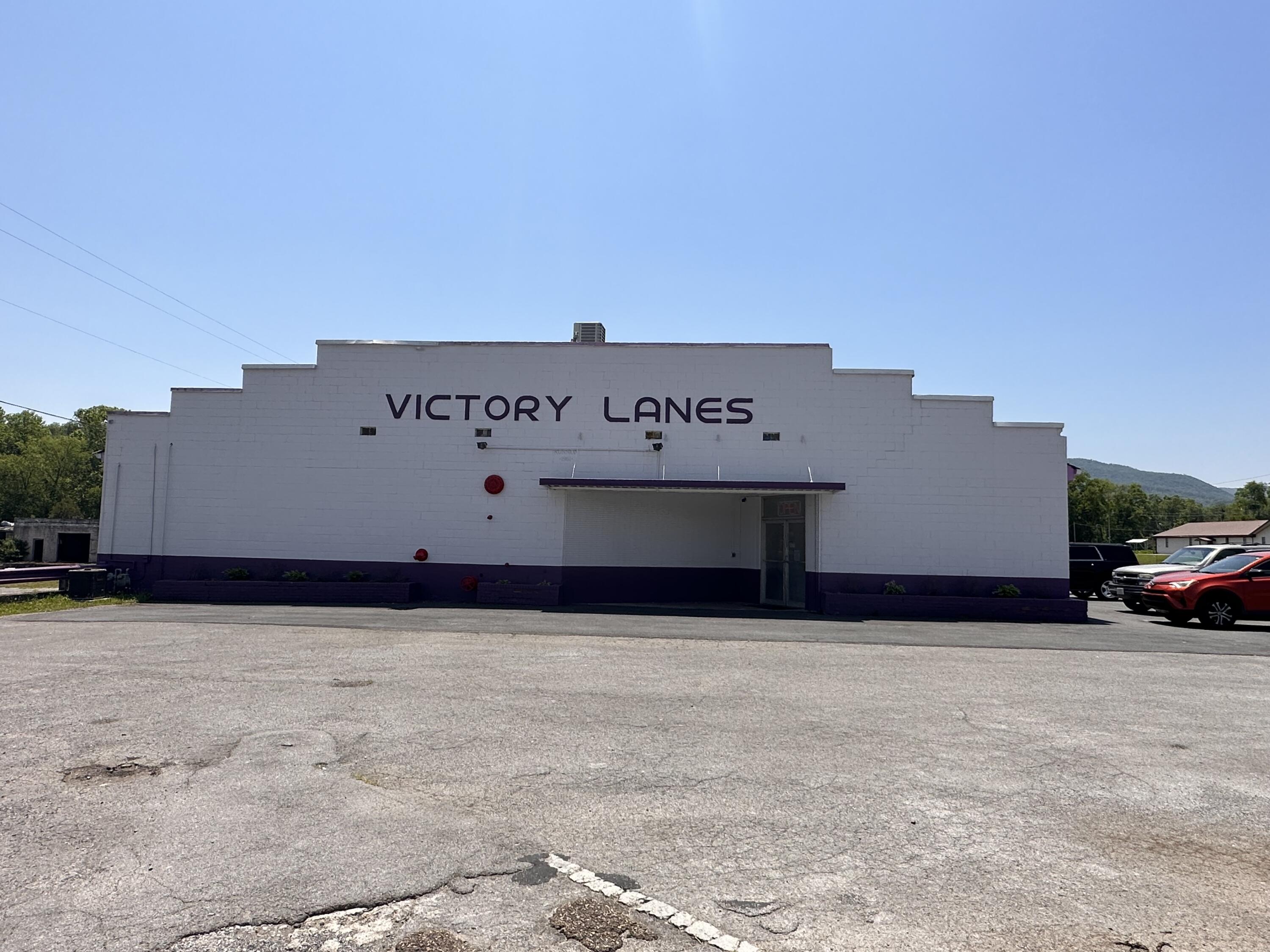 977 Highway 25-70 — photo