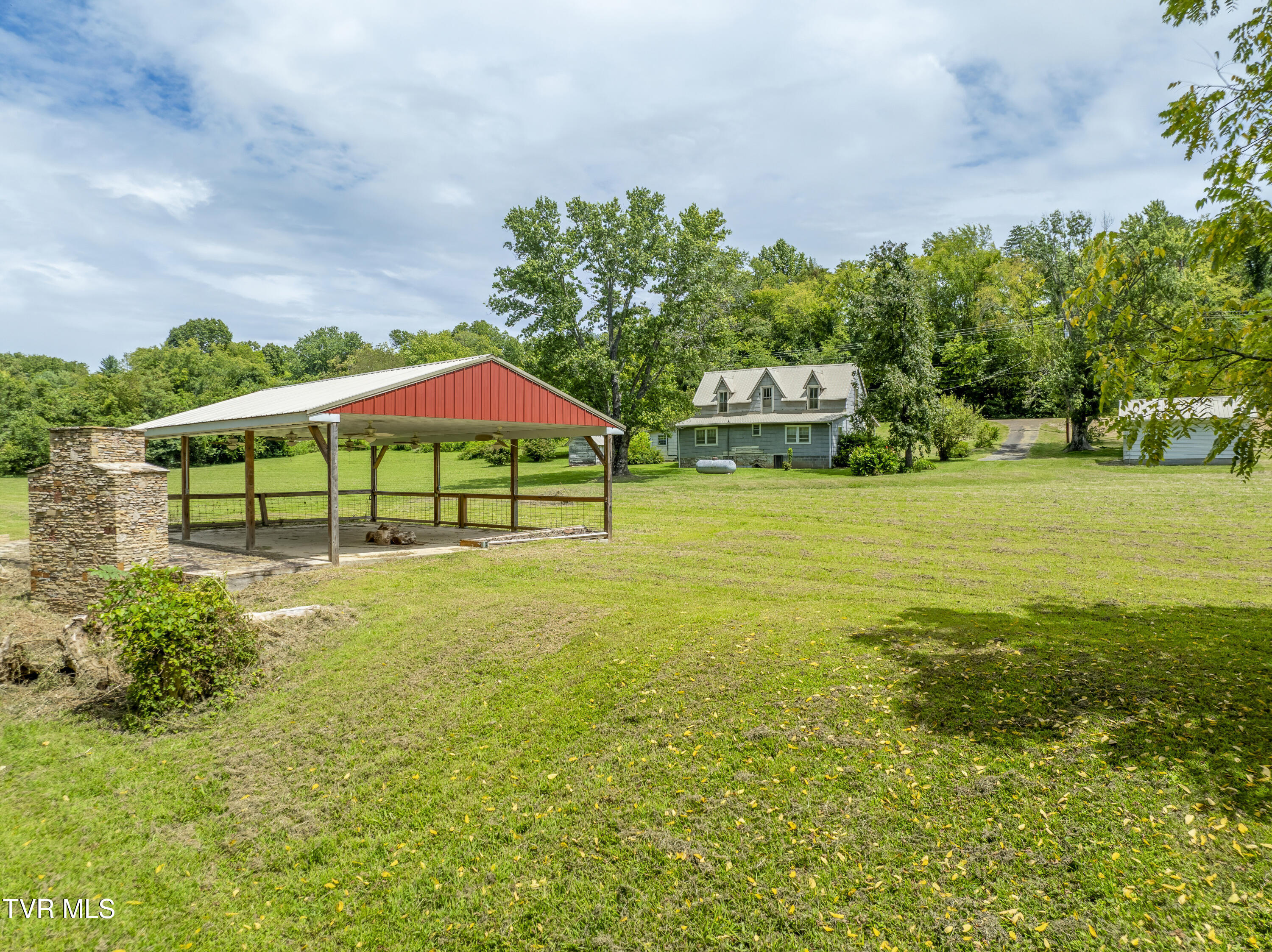 1875 East Highway 25-70 — photo