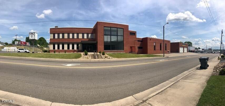 1913 West State Street — photo