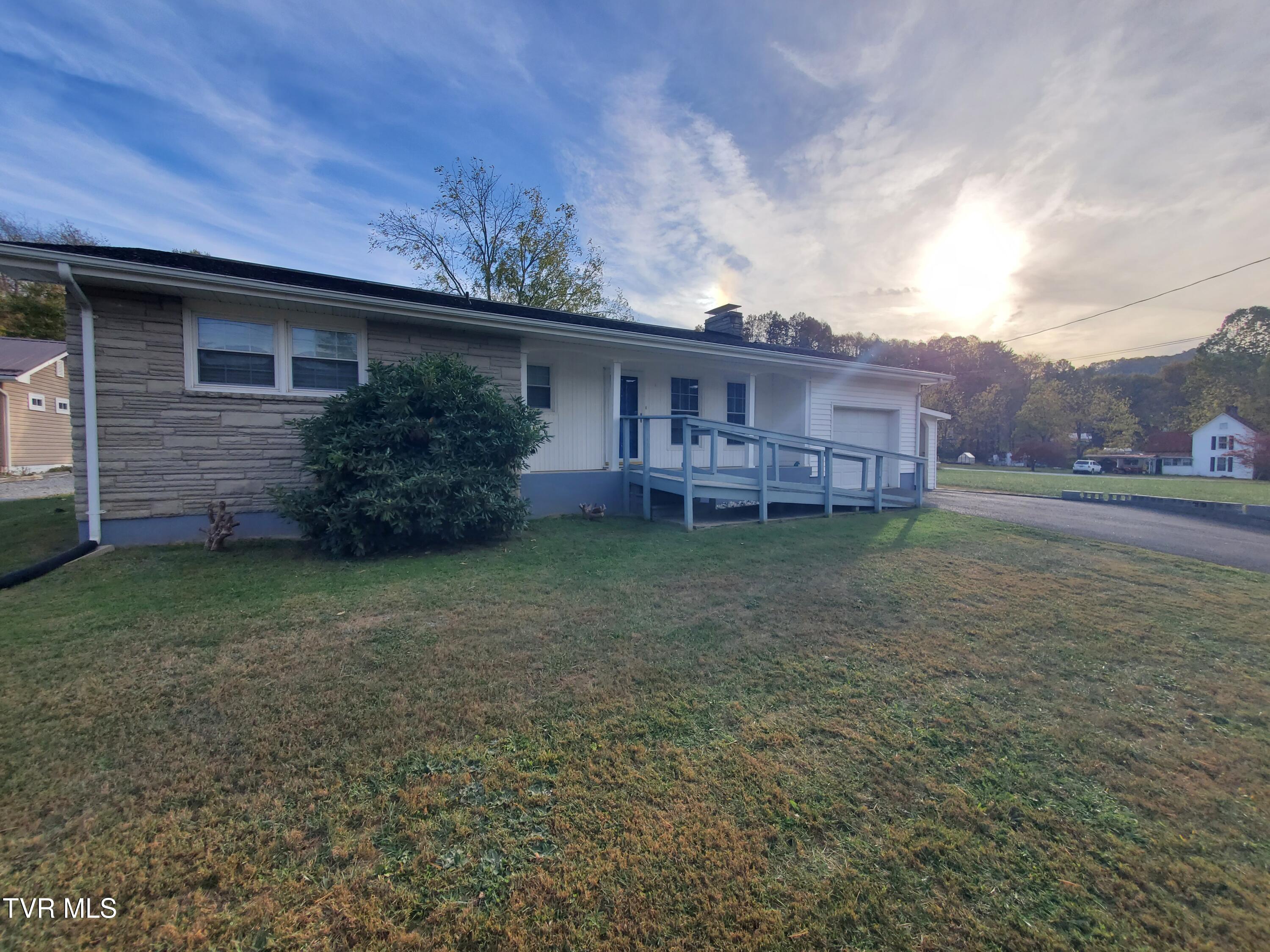 512 Cloudland Drive — photo