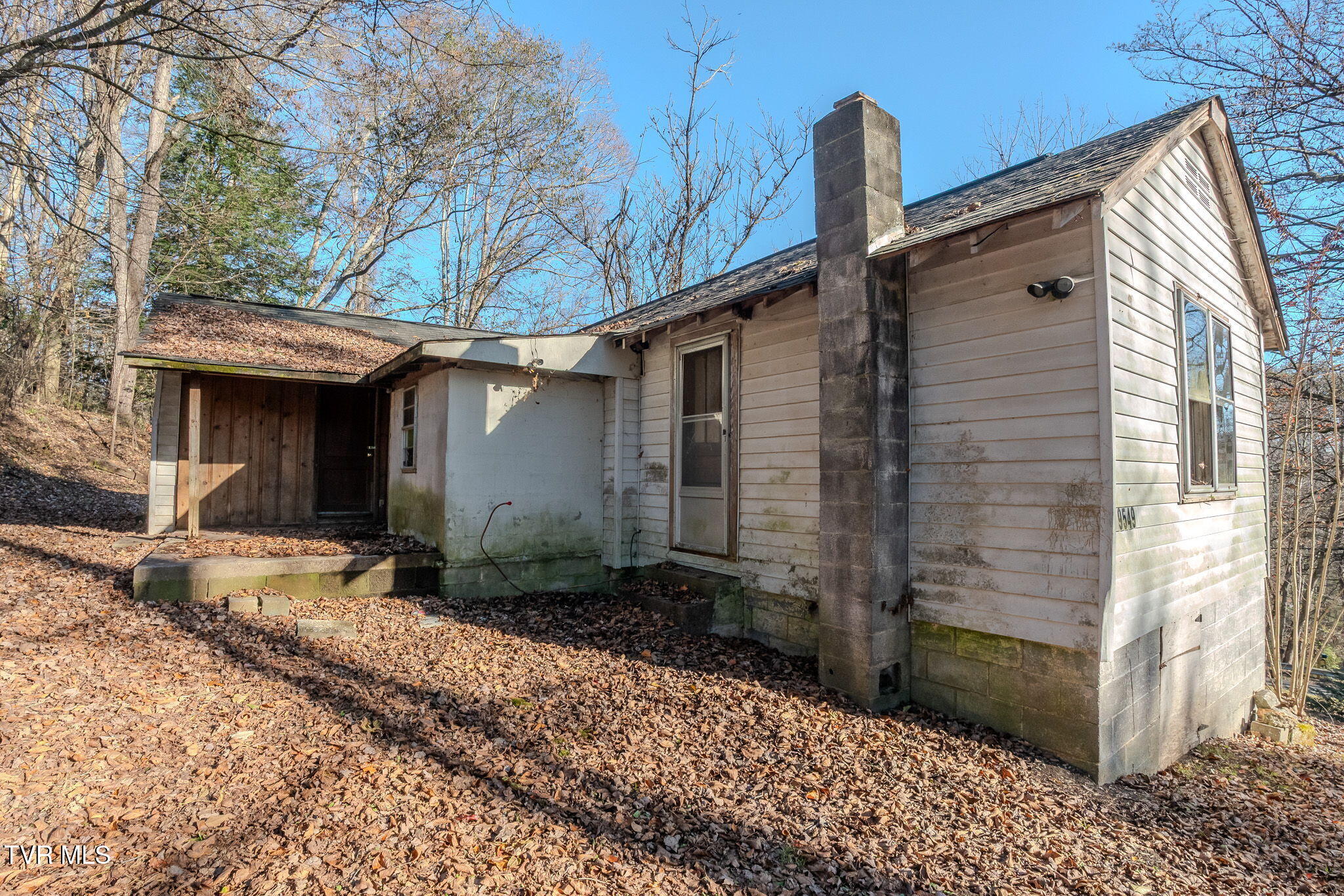 9549 Heiskell Road — photo