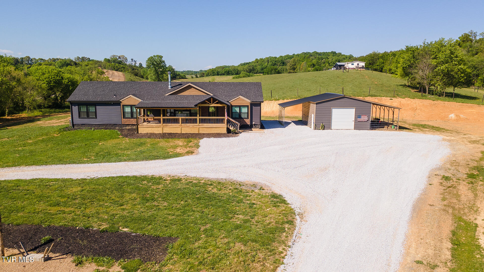 4510 Poplar Springs Road — photo