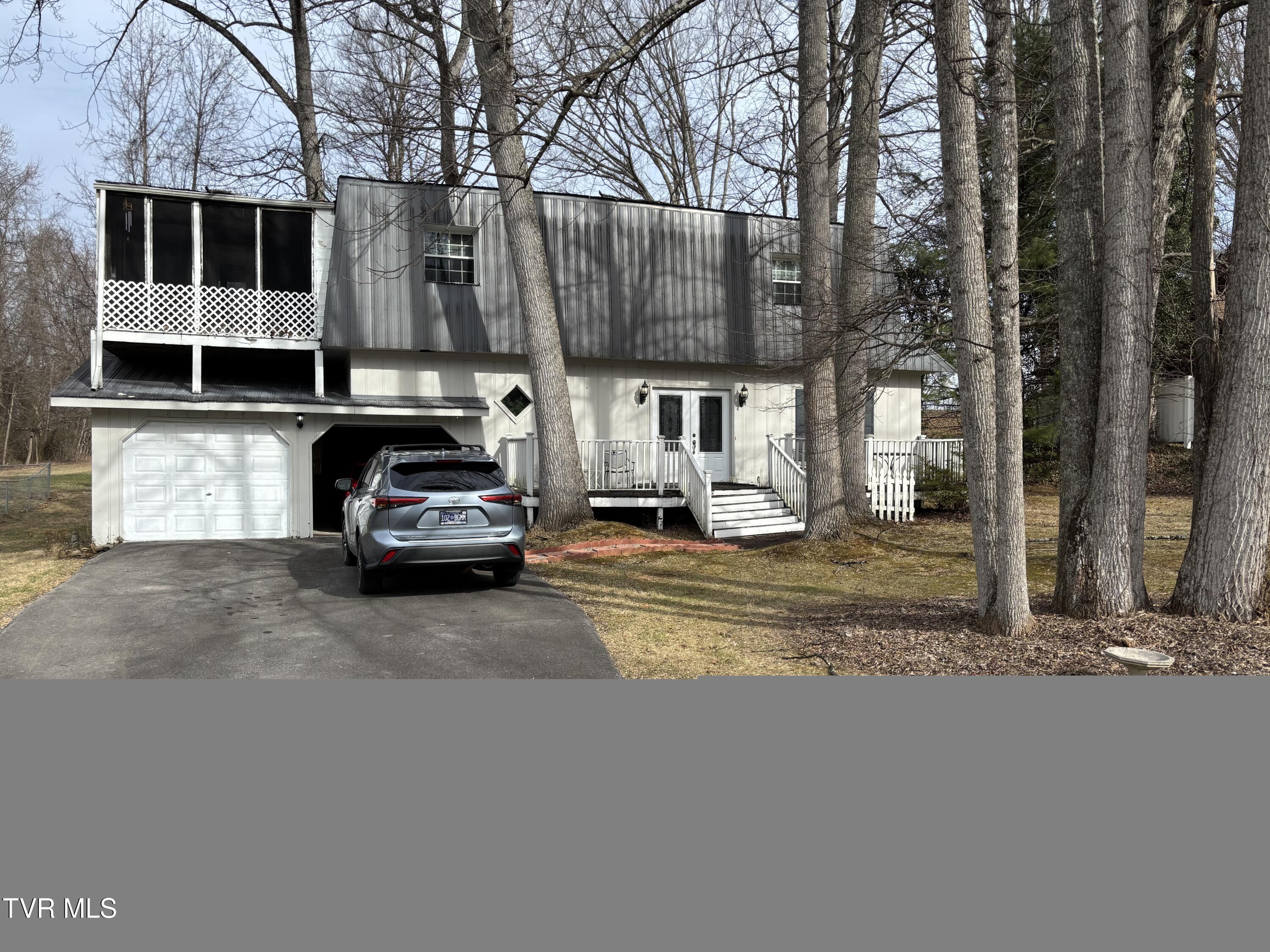 13431 Stone Drive — photo