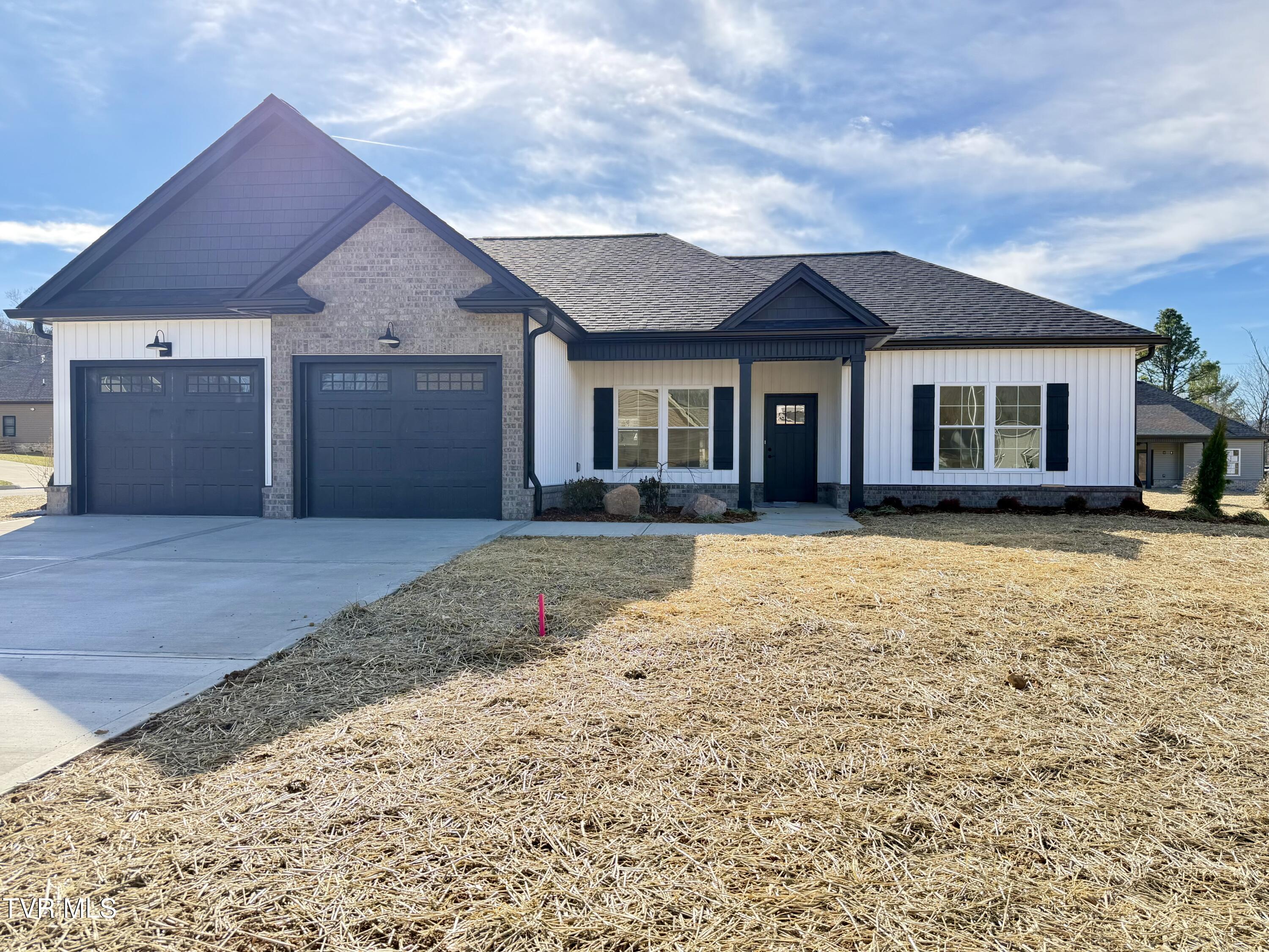 146 Ervin Loop, Erwin, TN 37650 — photo 2