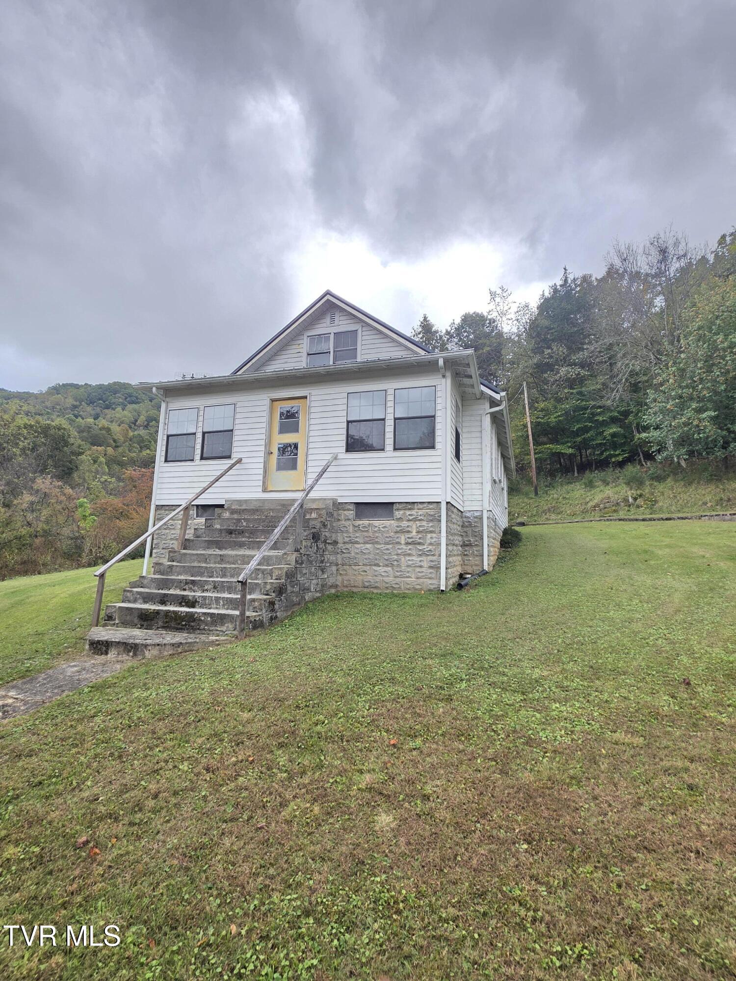 6793 Robinette Valley Road — photo