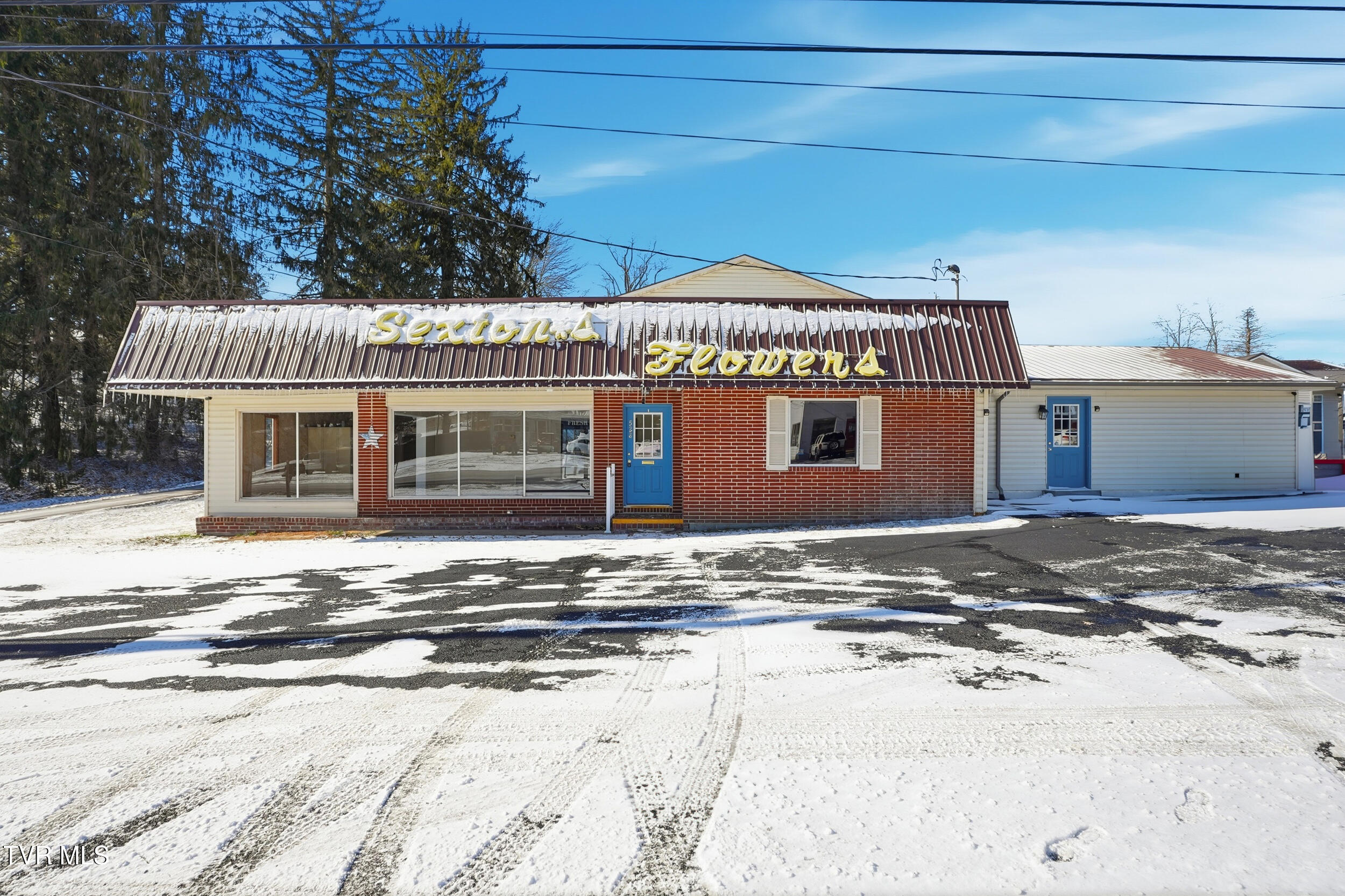528 West Main Street — photo