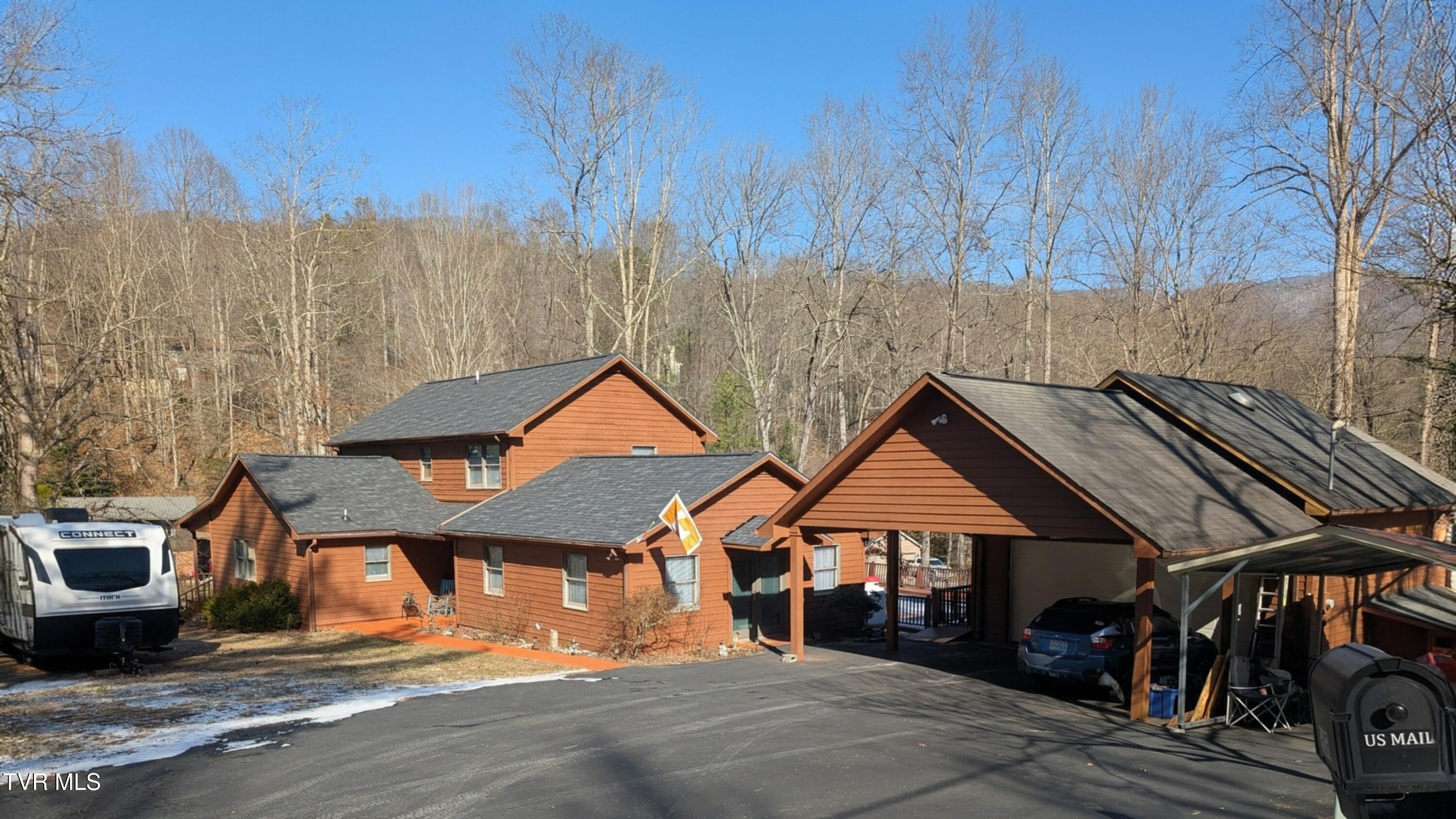 1606 Valley View Drive — photo