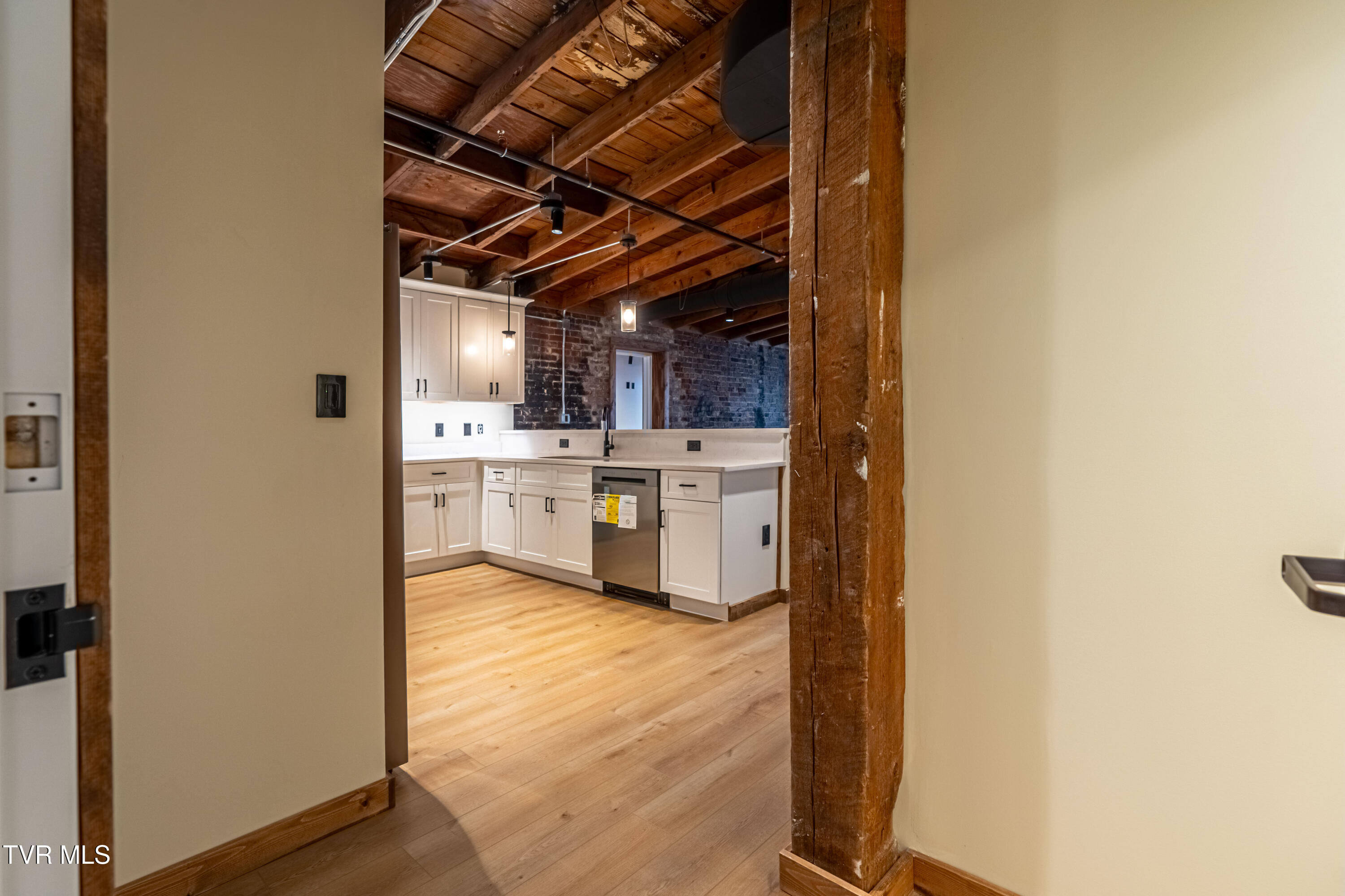 453 East Main Street 700 — photo