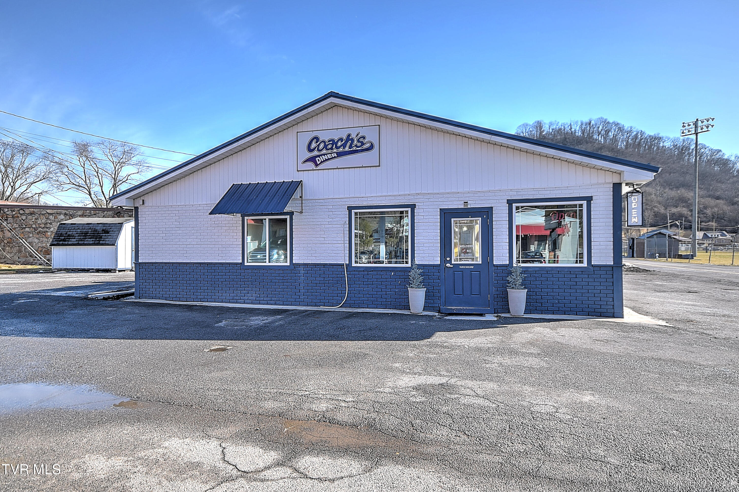 113 Shaker Lane — photo