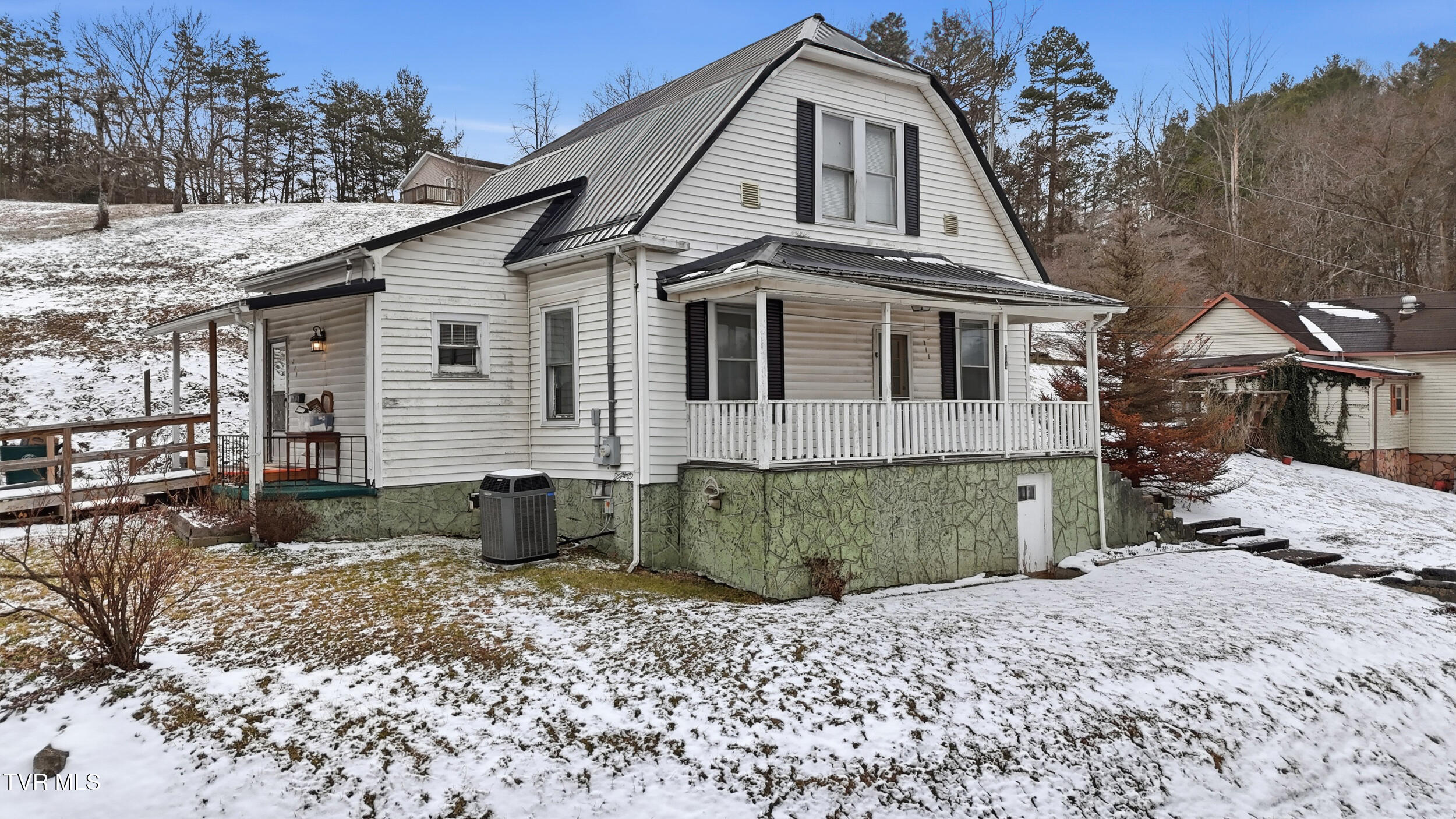 614 Southeast Jefferson Street — photo