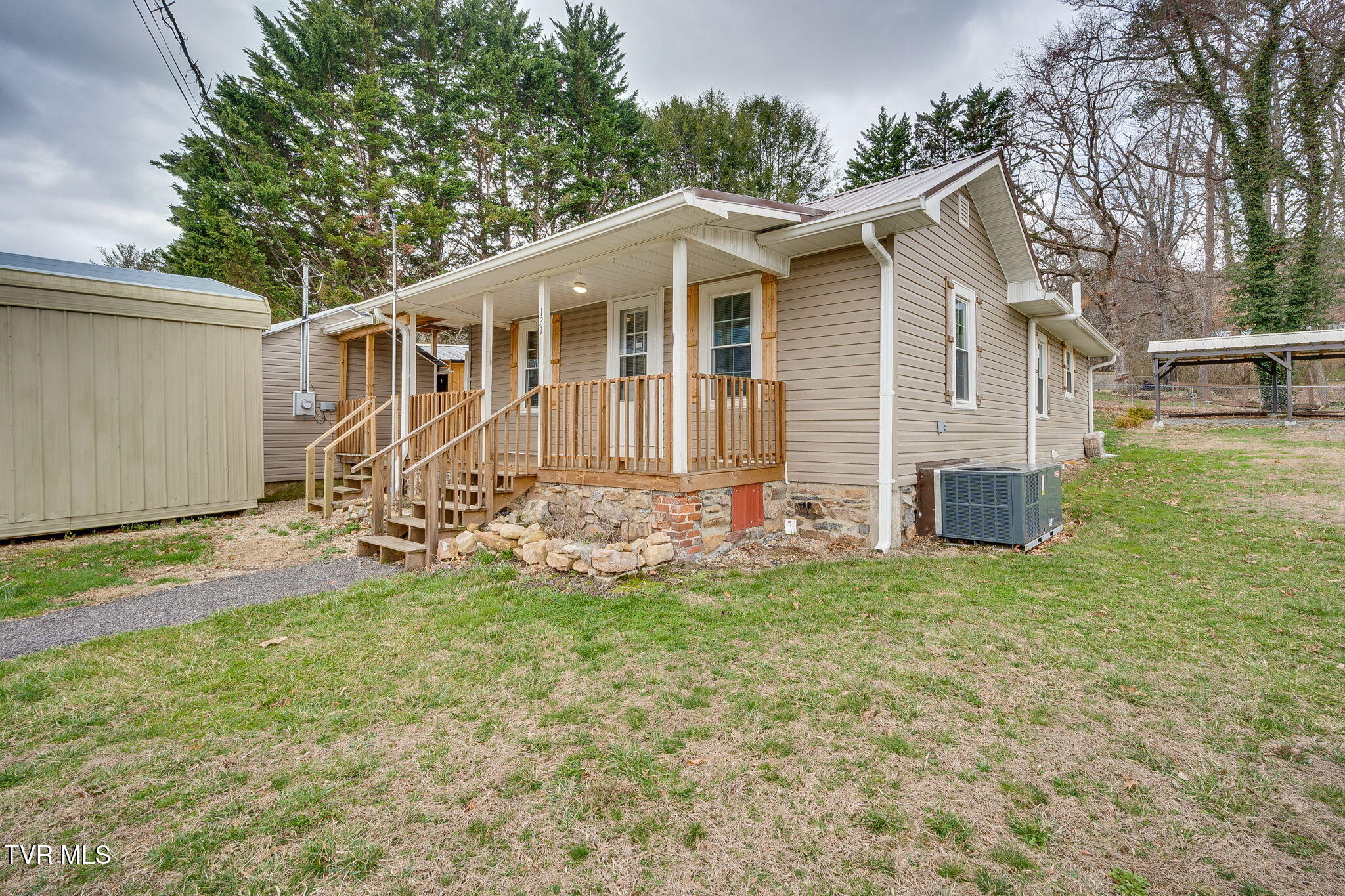 121 Coleman Road — photo