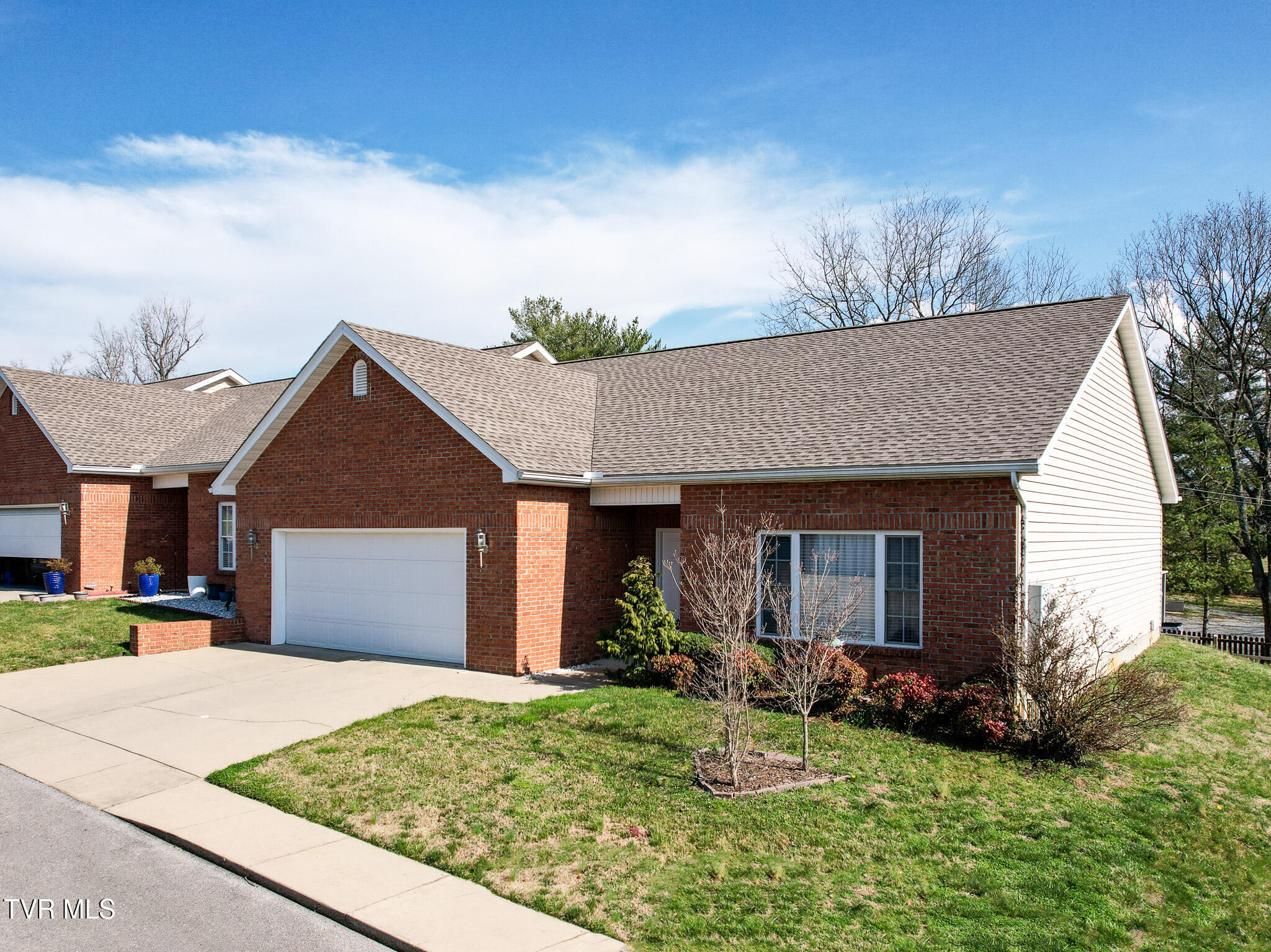112 Southridge Drive 12 — photo