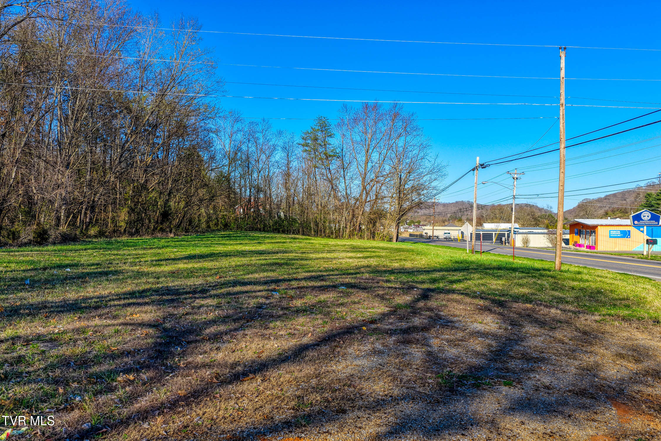 Home in Rogersville, TN 37857 — photo 3