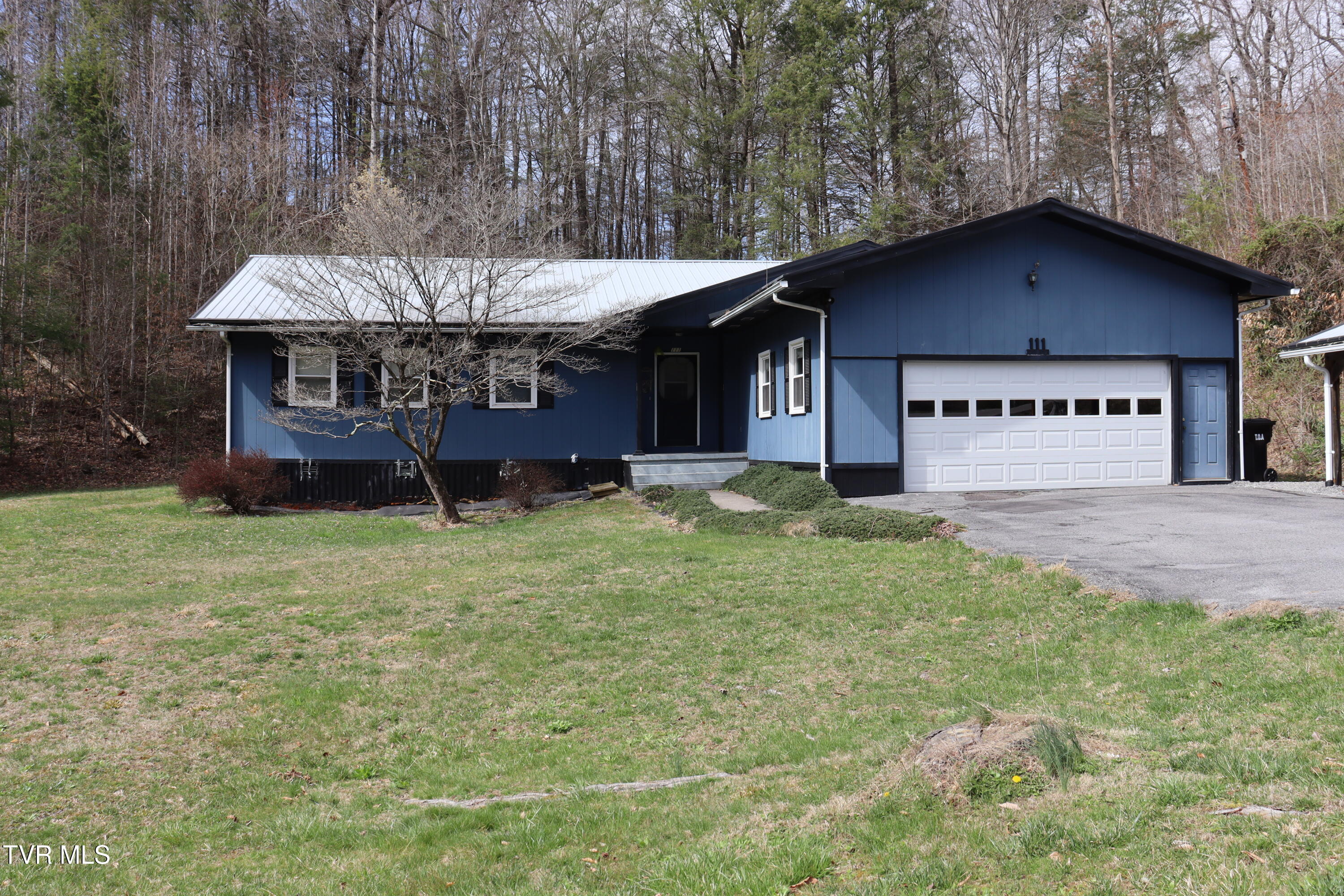 111 Cold Springs Drive — photo
