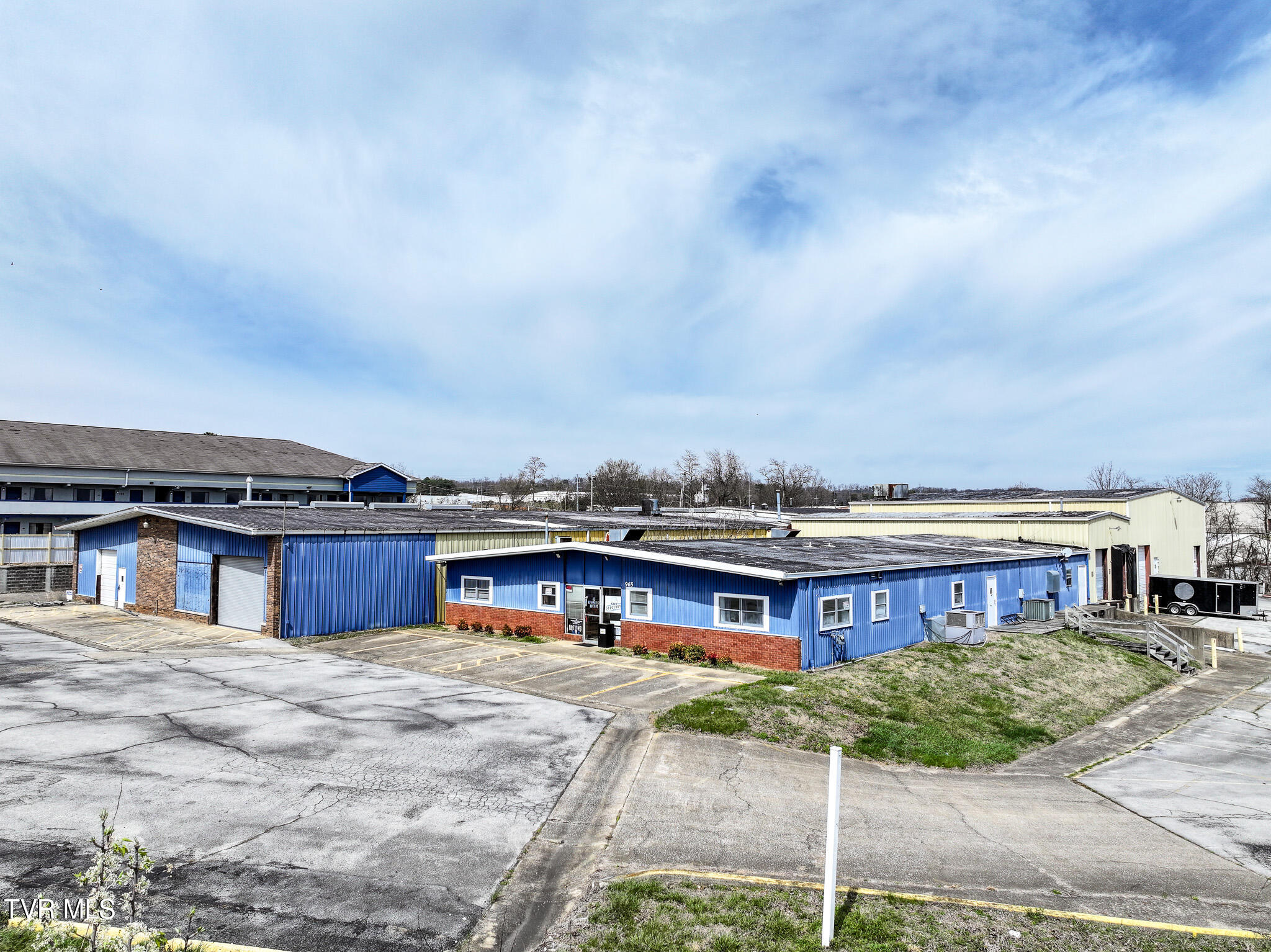 965 East Andrew Johnson Highway — photo