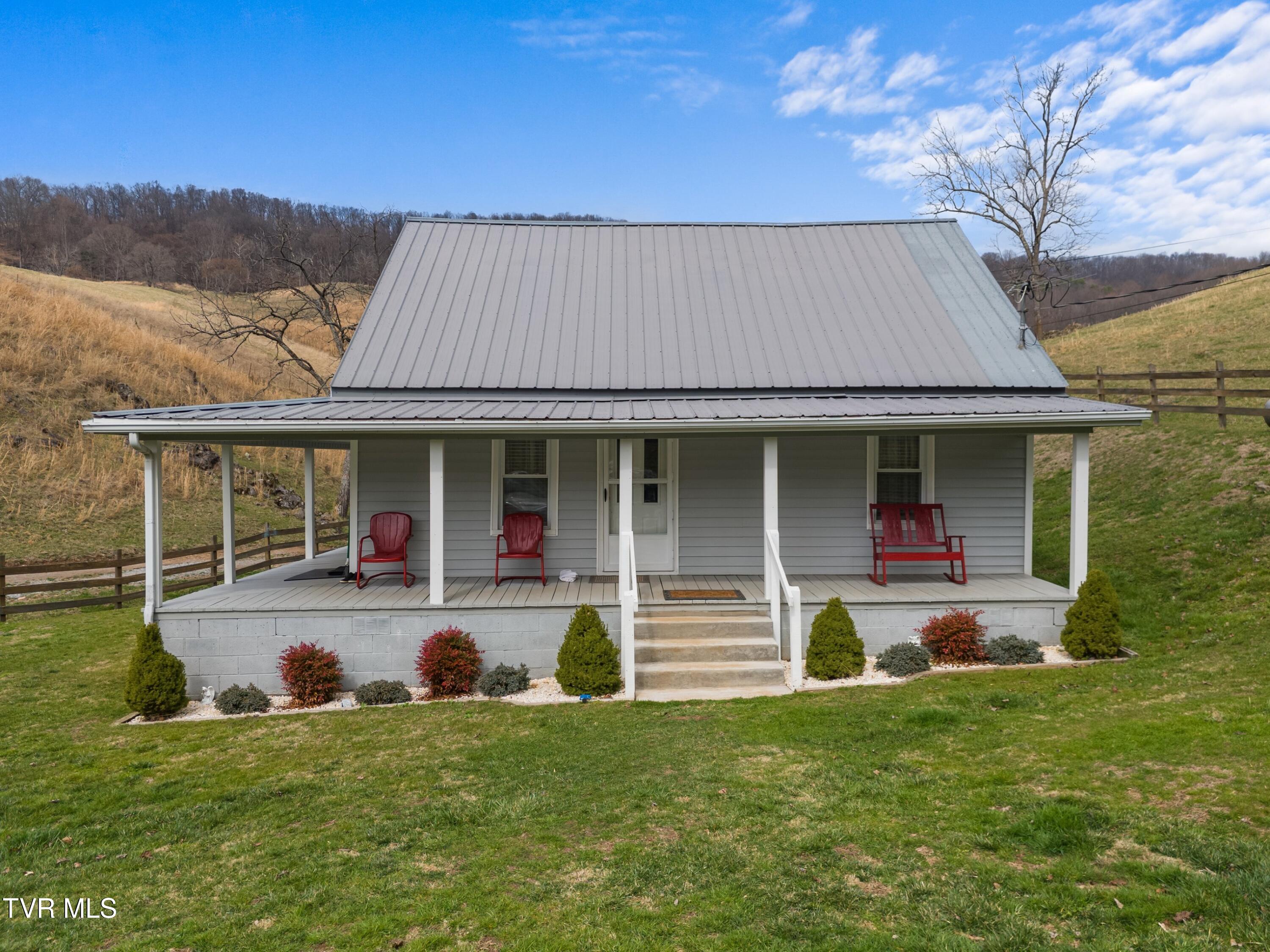 2218 Rebel Hollow Road — photo
